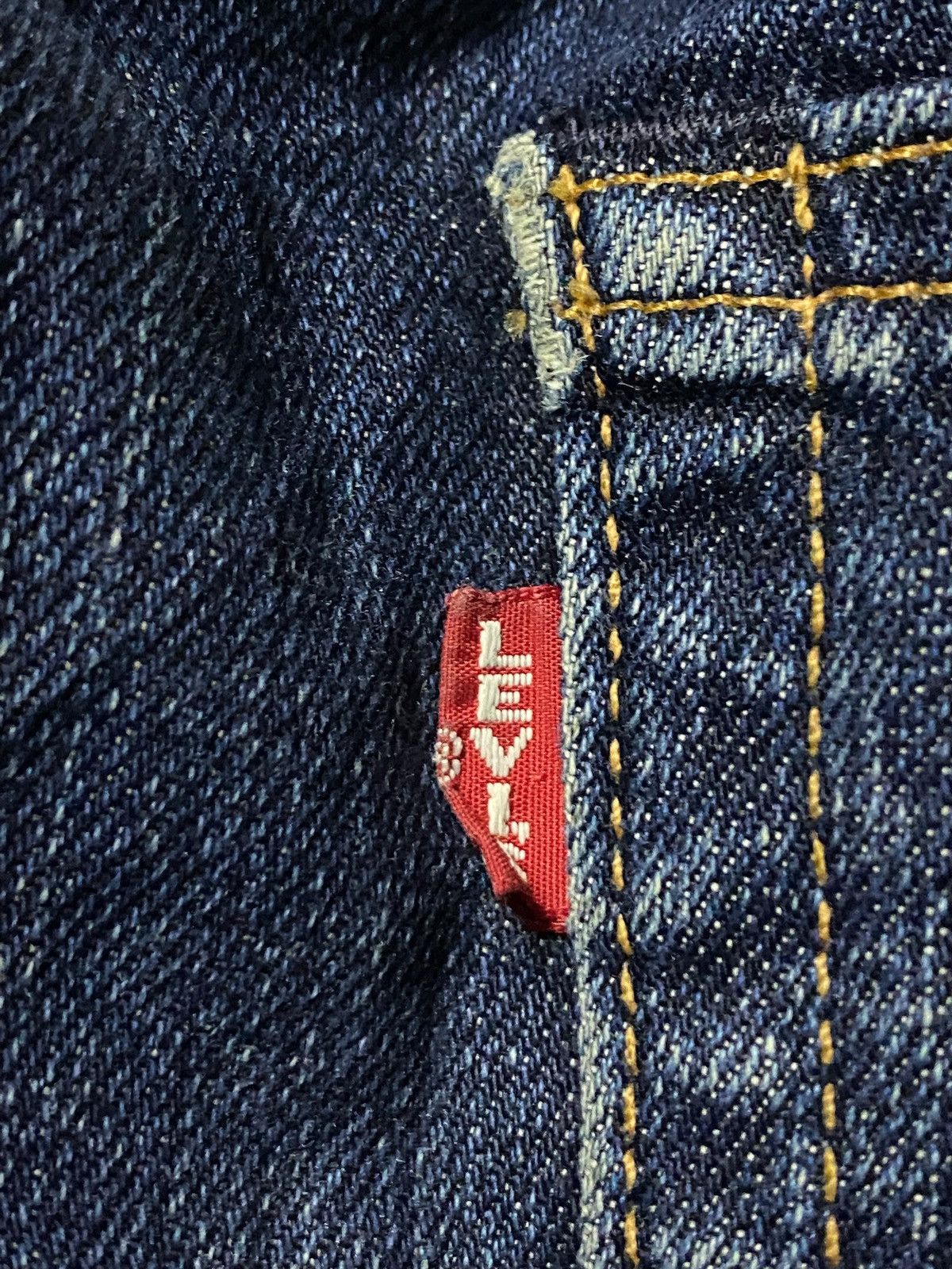Levi's Levis Vietnam Big E Blue Faded Wash Distressed Loose Jeans Size US 33 - 9 Thumbnail