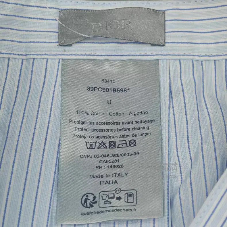Dior Dior Size U Light blue vertical pattern functional wind bel Size 24" / US 00 / IT 34 - 5 Thumbnail