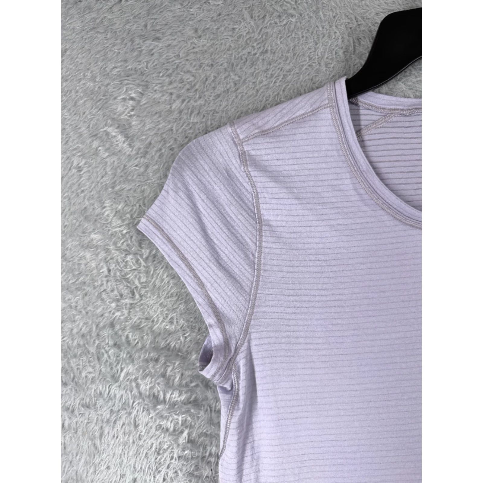 Lululemon Lululemon Shirt Women 4 Purple Casual Short Sleeve W3BIGS All Seasons Breathable Jersey Purple Size S / US 4 / IT 40 - 3 Thumbnail