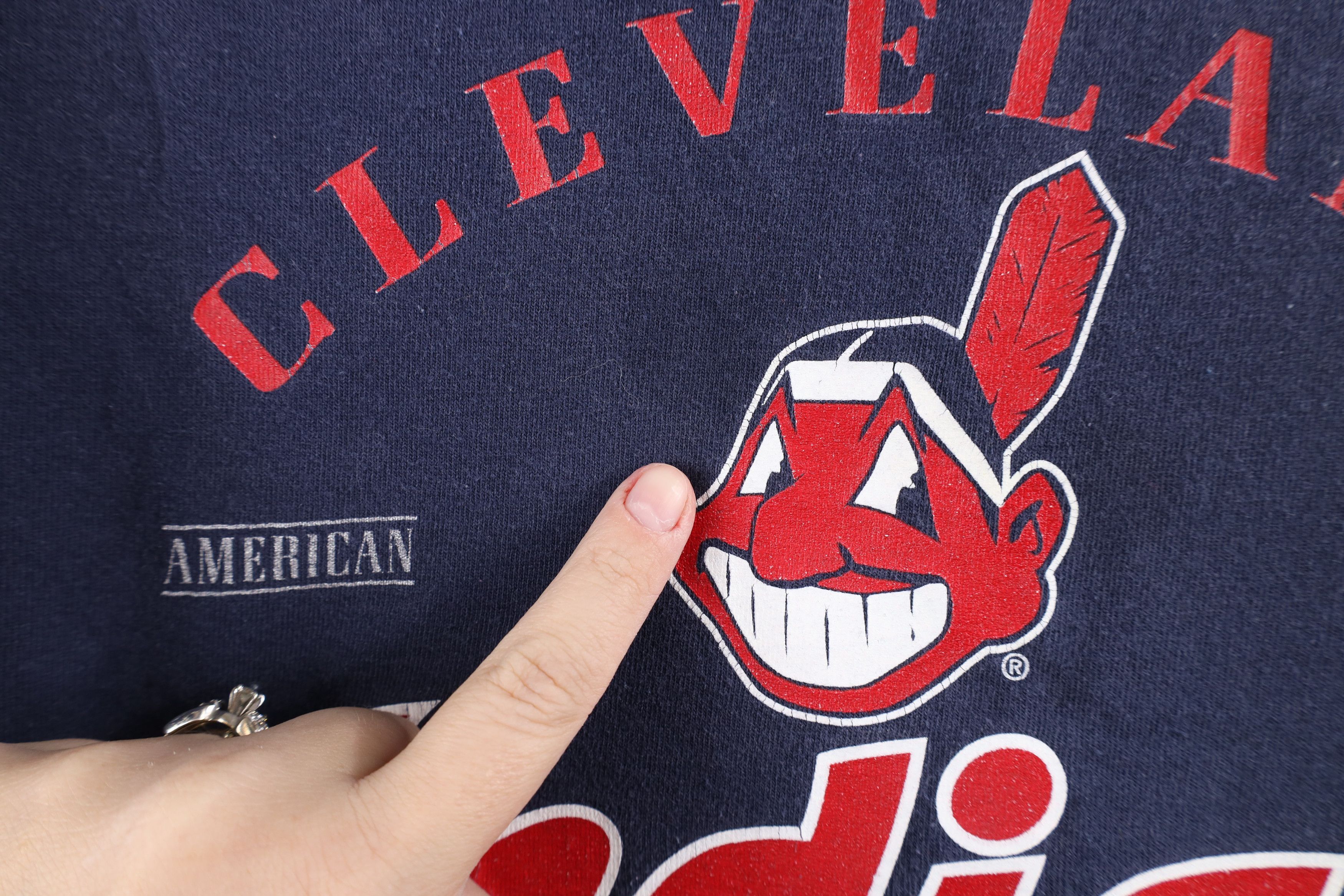 Vintage Vintage Y2K 2000 Chief Wahoo Cleveland Indians T-Shirt Size US L / EU 52-54 / 3 - 5 Thumbnail