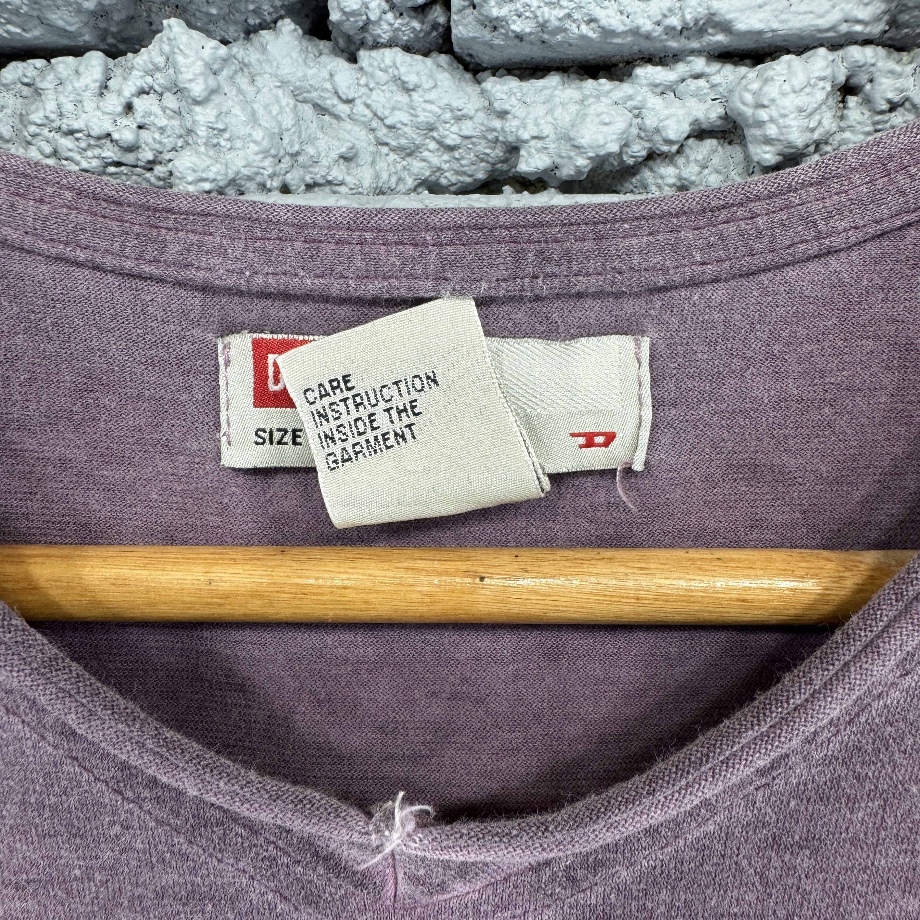 Diesel Rare Vintage Purple Diesel Sunfaded Tshirt Size L / US 10 / IT 46 - 5 Thumbnail