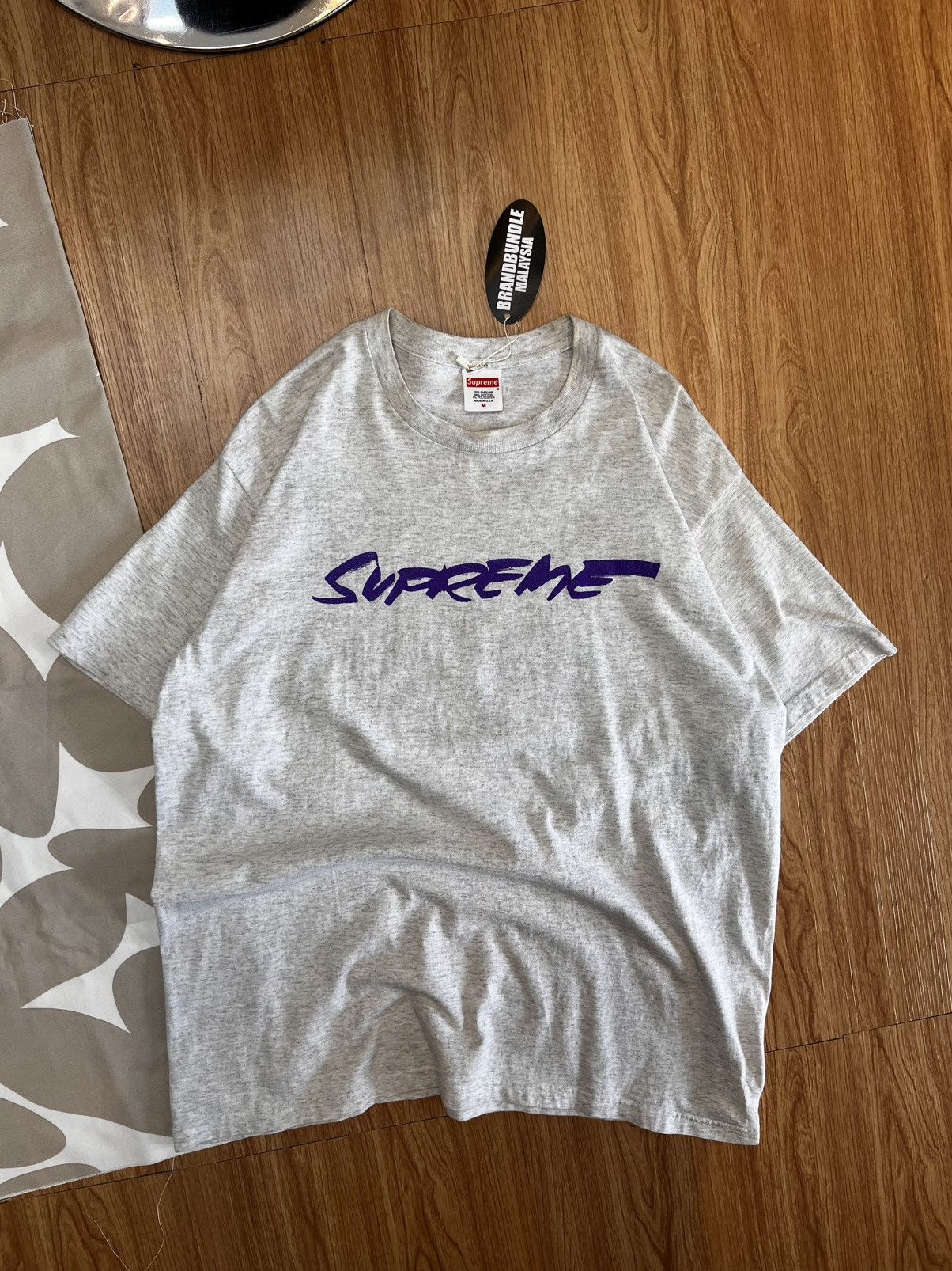 Supreme Supreme Futura Logo Size US L / EU 52-54 / 3 - 5 Thumbnail