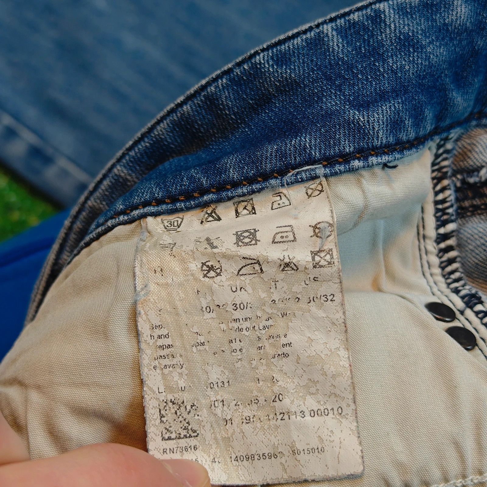 Hugo Boss Hugo Boss Jeans Womens 30 Straight zip fly blue light Size 30" / US 8 / IT 44 - 13 Thumbnail