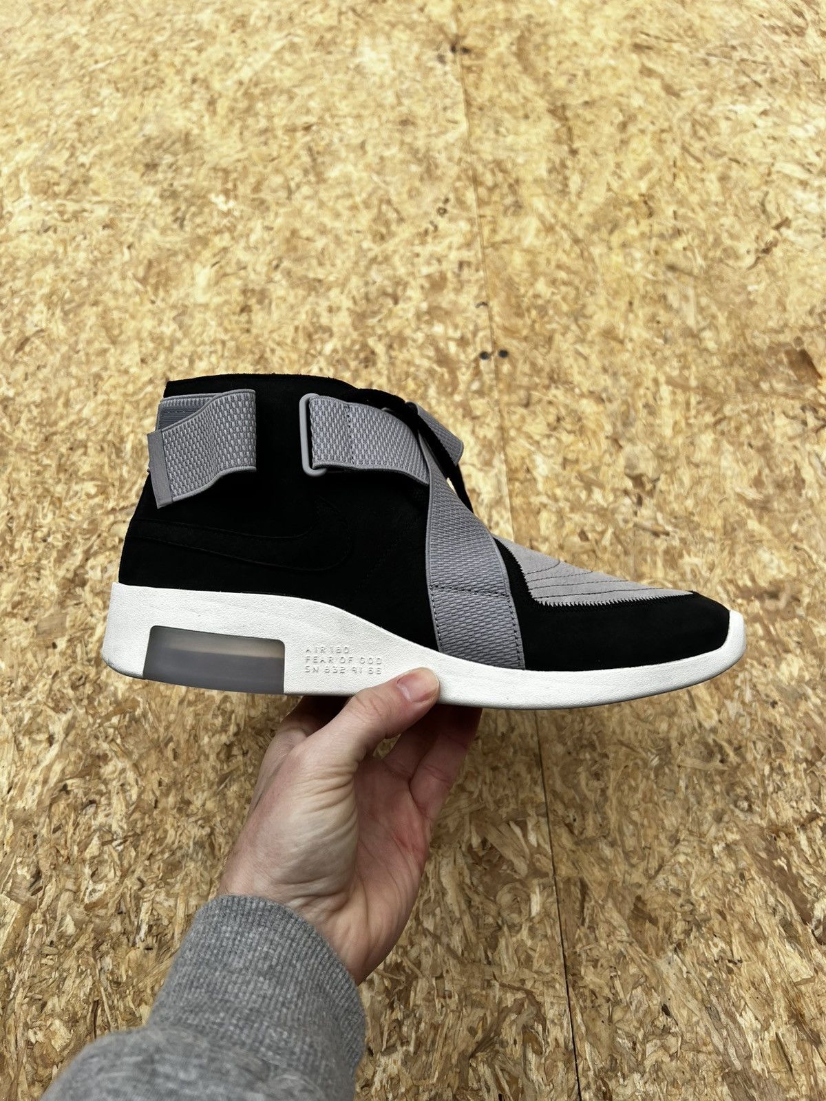 Fear of God × Nike Nike Fear of God Raid Size US 10 / EU 43 - 1 Thumbnail