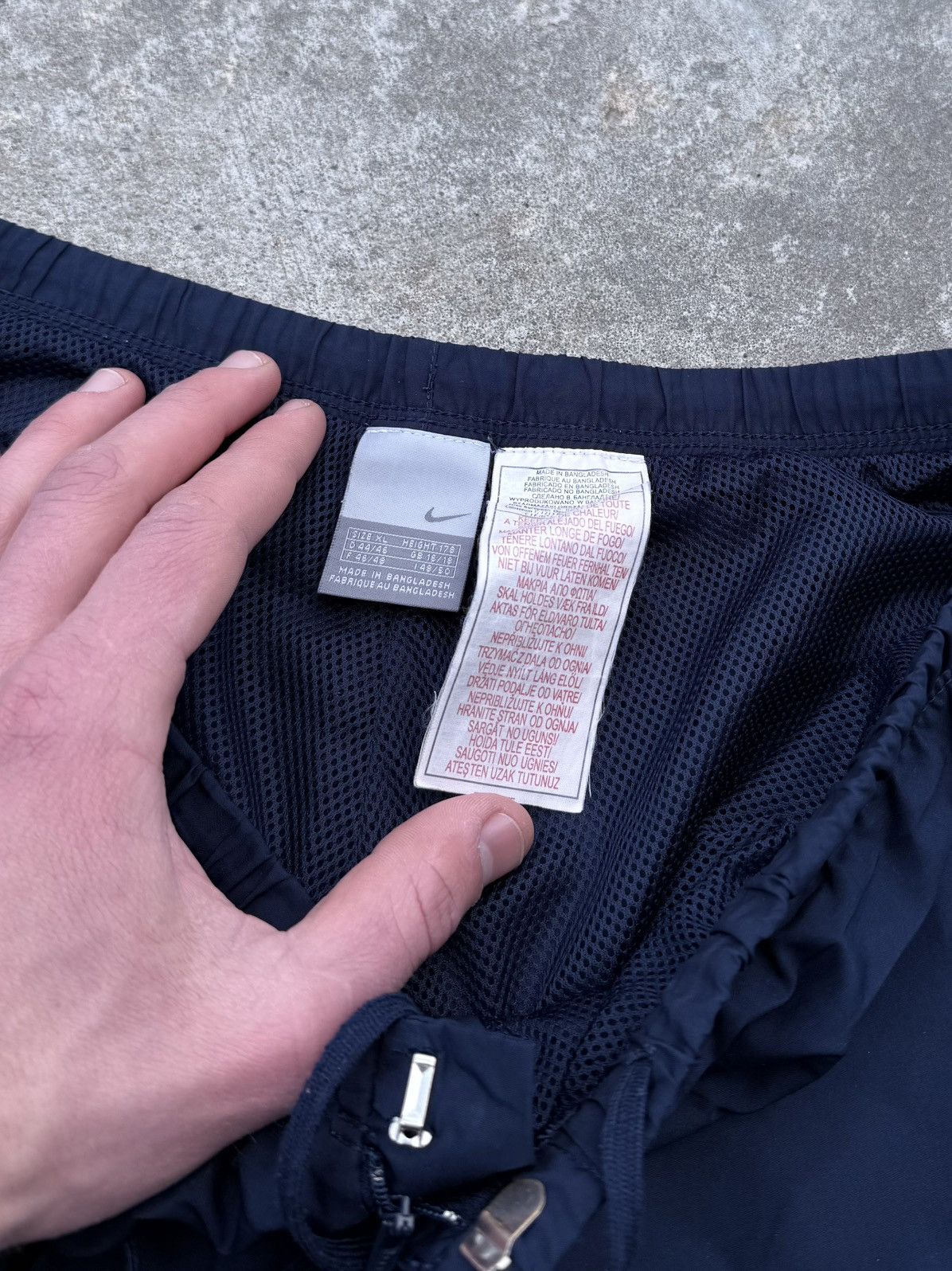 Other Vintage Nike y2k streetwear oversized track shorts Size US 32 / EU 48 - 11 Thumbnail