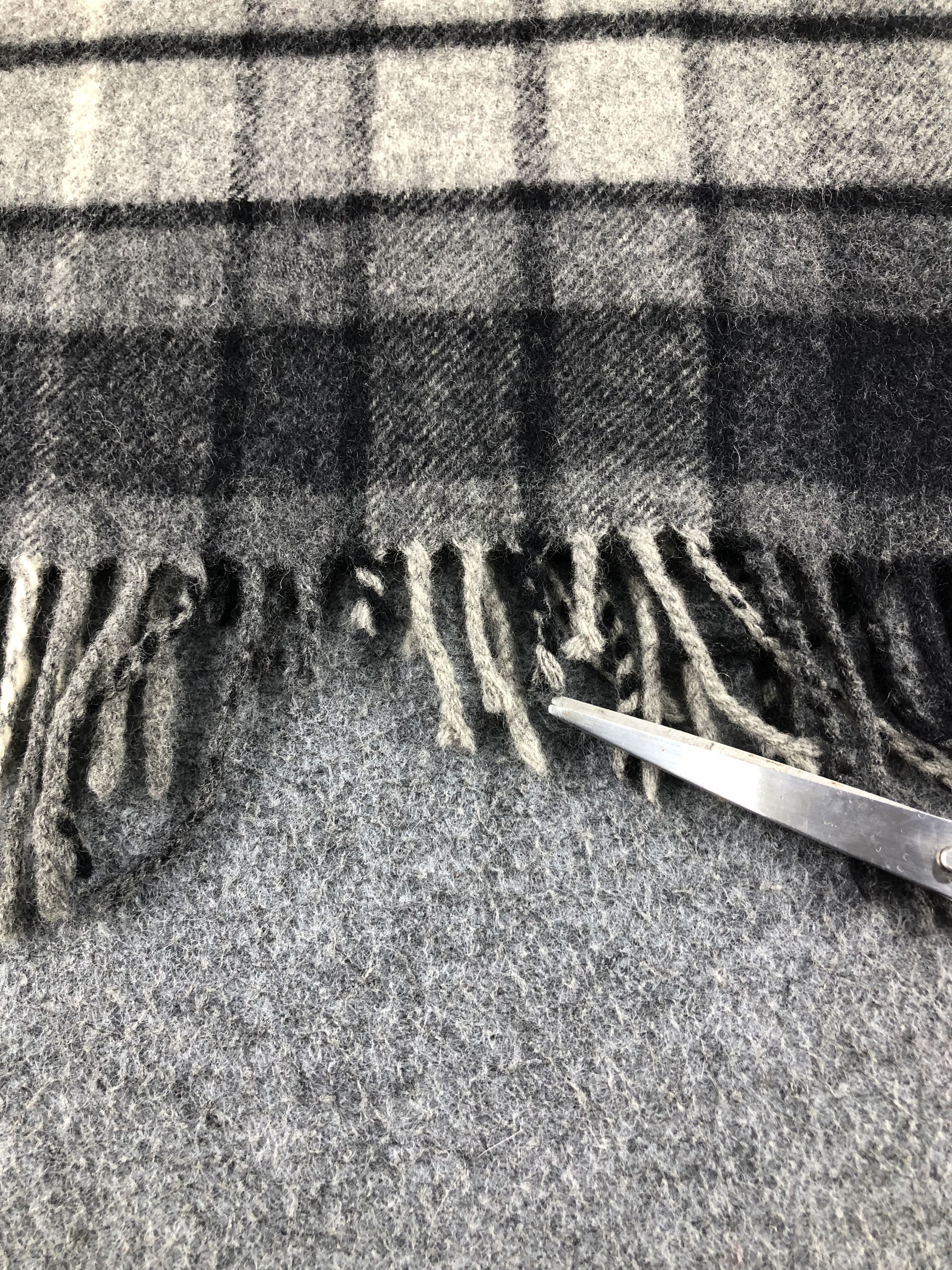 Johnstons Of Elgin Johnstons Of Elgin Scarf / Muffler / Neckwear Size ONE SIZE - 5 Thumbnail