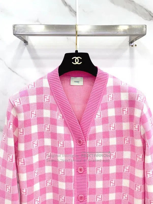 Fendi Fendi Pink Checkered Long Sleeve Cardigan . Size M / US 6-8 / IT 42-44 - 3 Thumbnail