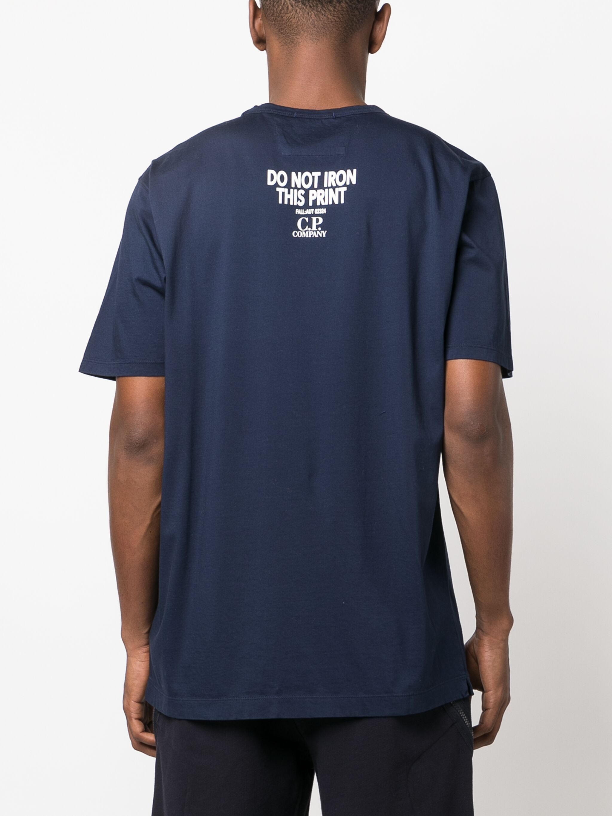 C.P. Company o1y1224 Crewneck T-Shirt in Navy Blue Size US XS / EU 42 / 0 - 4 Thumbnail