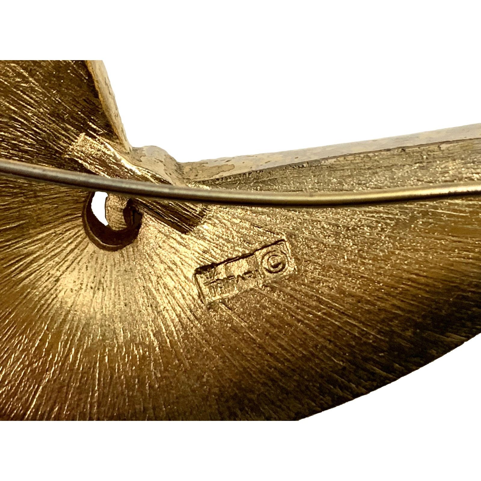 Jewelry × Vintage 50s 60s Crown Trifari Modernist Abstract Gold Brooch | 2.75" Size ONE SIZE - 4 Thumbnail