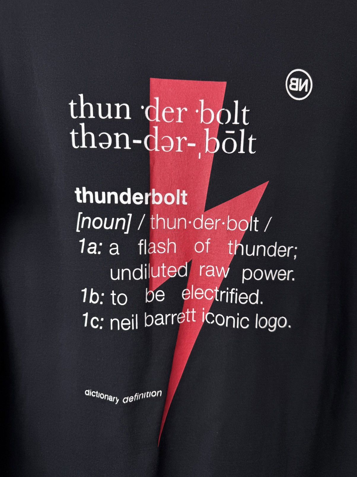 Neil Barrett Neil Barrett Thunderbolt T Shirt Art Abstract Luxury Size US M / EU 48-50 / 2 - 2 Thumbnail