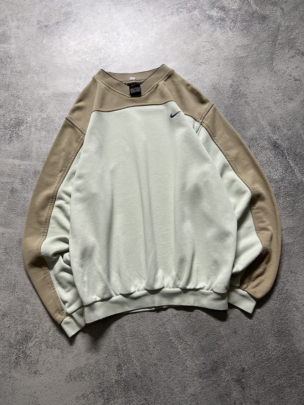Nike × Vintage Vintage Y2k Nike 💛 Faded Mini Swoosh Sweatshirt 90’s Size US S / EU 44-46 / 1 - 1 Thumbnail