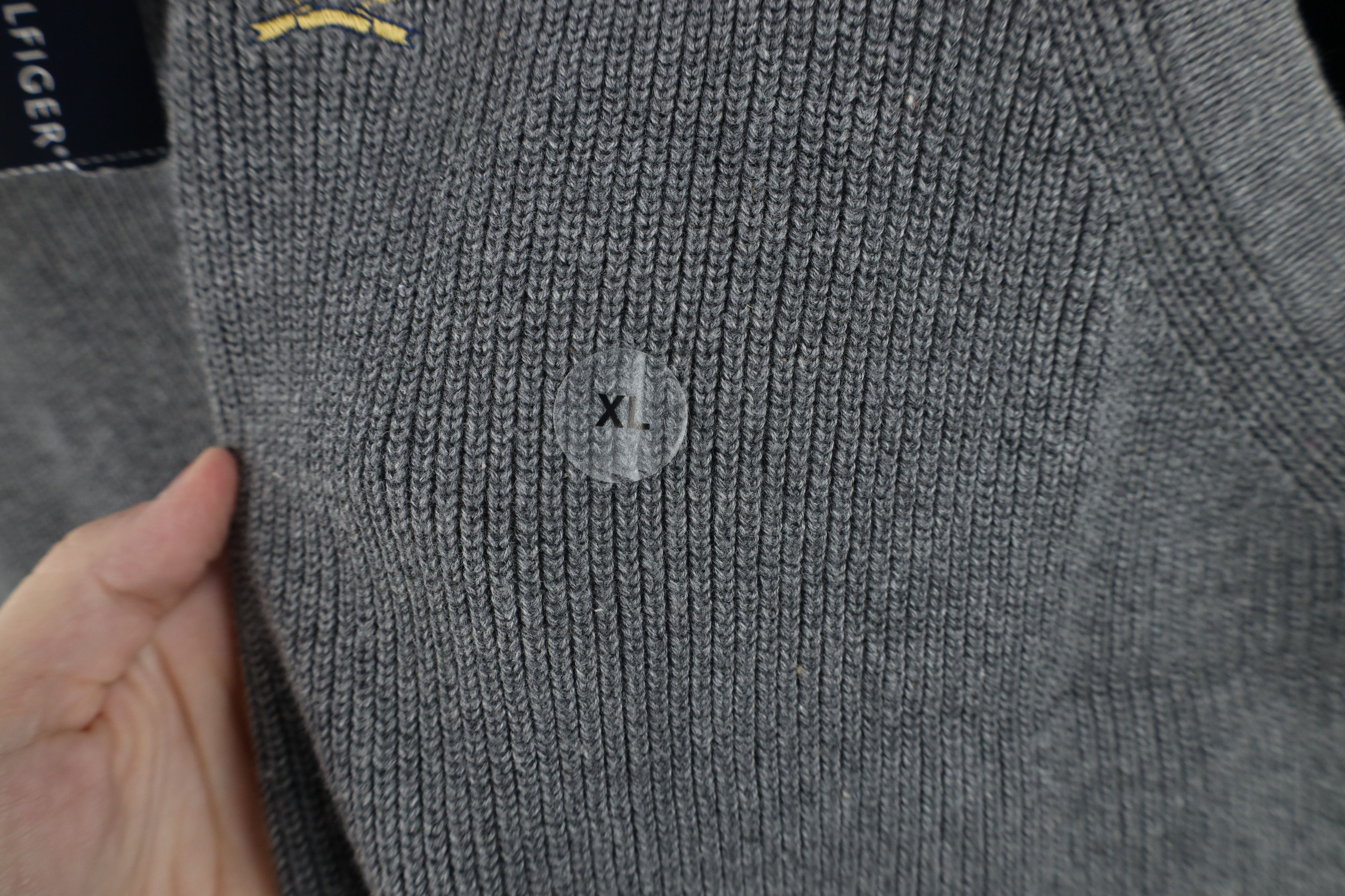 Tommy Hilfiger Deadstock Vintage 90s Tommy Hilfiger Knit Sweater Vest Gray Size US XL / EU 56 / 4 - 4 Thumbnail