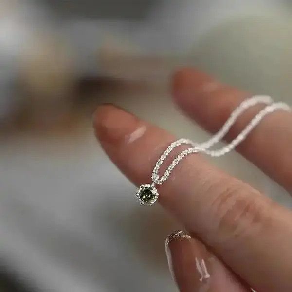 Jewelry × Sterling Silver 925 Sterling Silver Sparkling Clavicle Chain Choker Necklace Size ONE SIZE - 1 Thumbnail