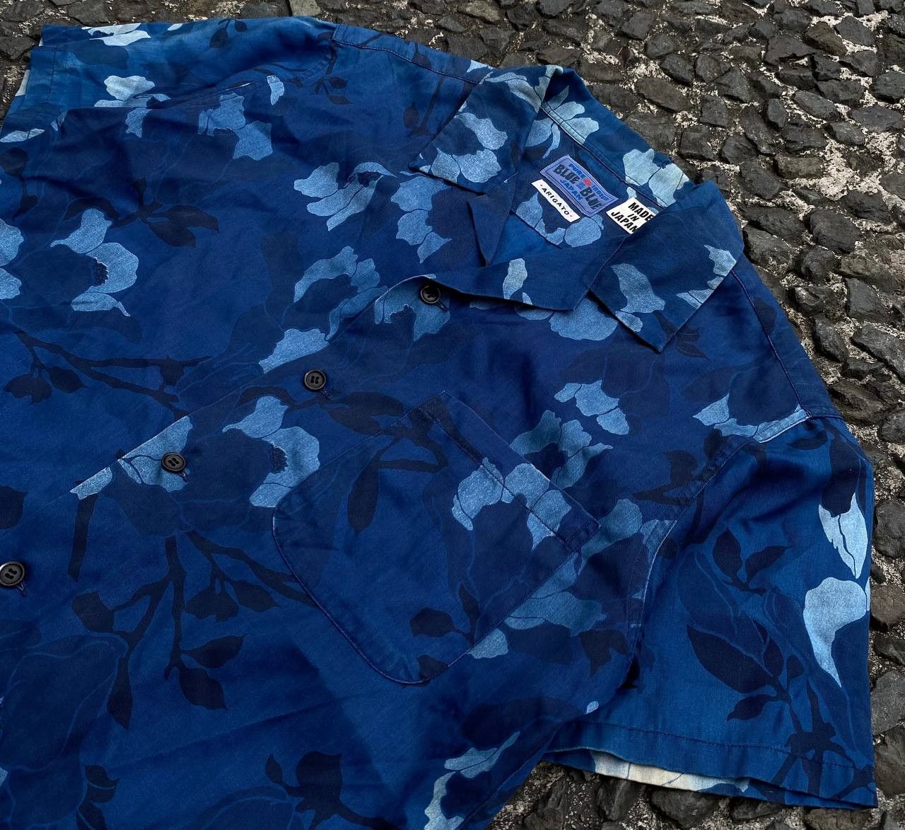 Blue Blue Japan Blue Blue Japan - Magnolia S/S Shirt Size US M / EU 48-50 / 2 - 2 Thumbnail