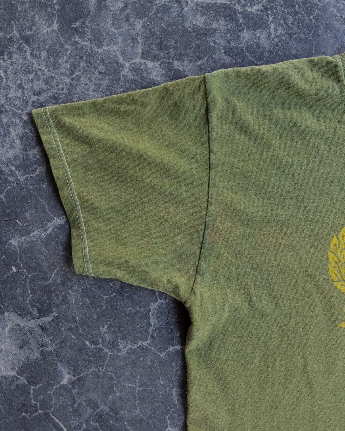 Band Tees × Vintage Vintage Y2K Green Day Green Band Tee Fist Archive Europe Size US L / EU 52-54 / 3 - 4 Thumbnail
