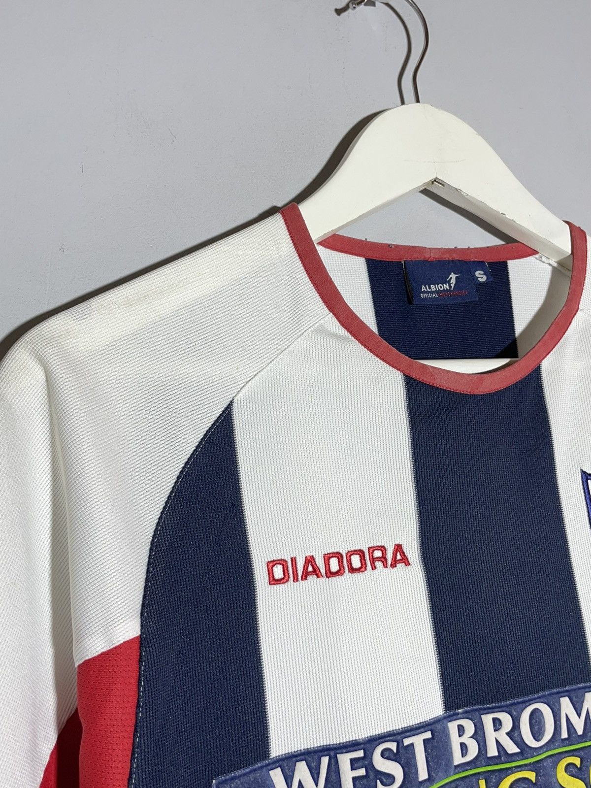 Diadora × Vintage West Bromwich Albion 2003/04 Home Diadora Football Shirt Size US S / EU 44-46 / 1 - 5 Thumbnail