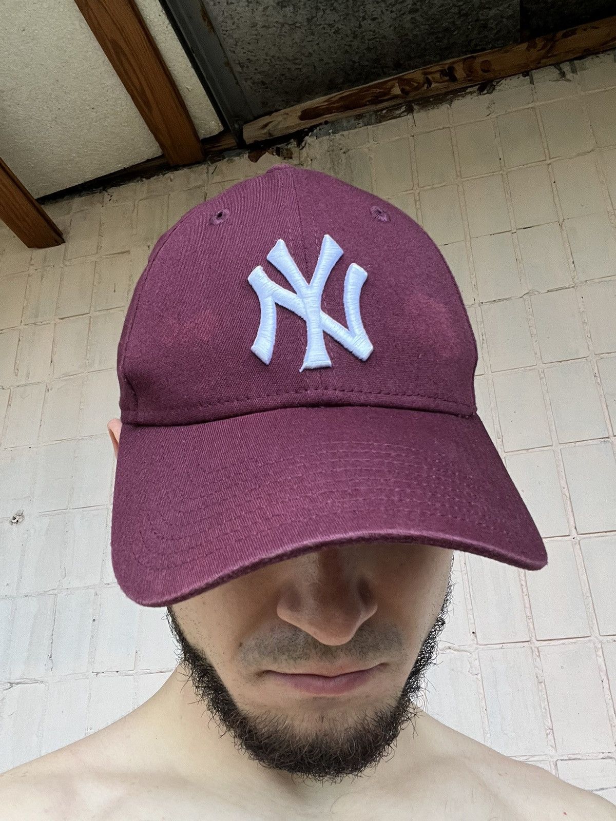 New York Yankees Y2K Cap New York Yankees New Era Beanie Hat Size ONE SIZE - 17 Thumbnail