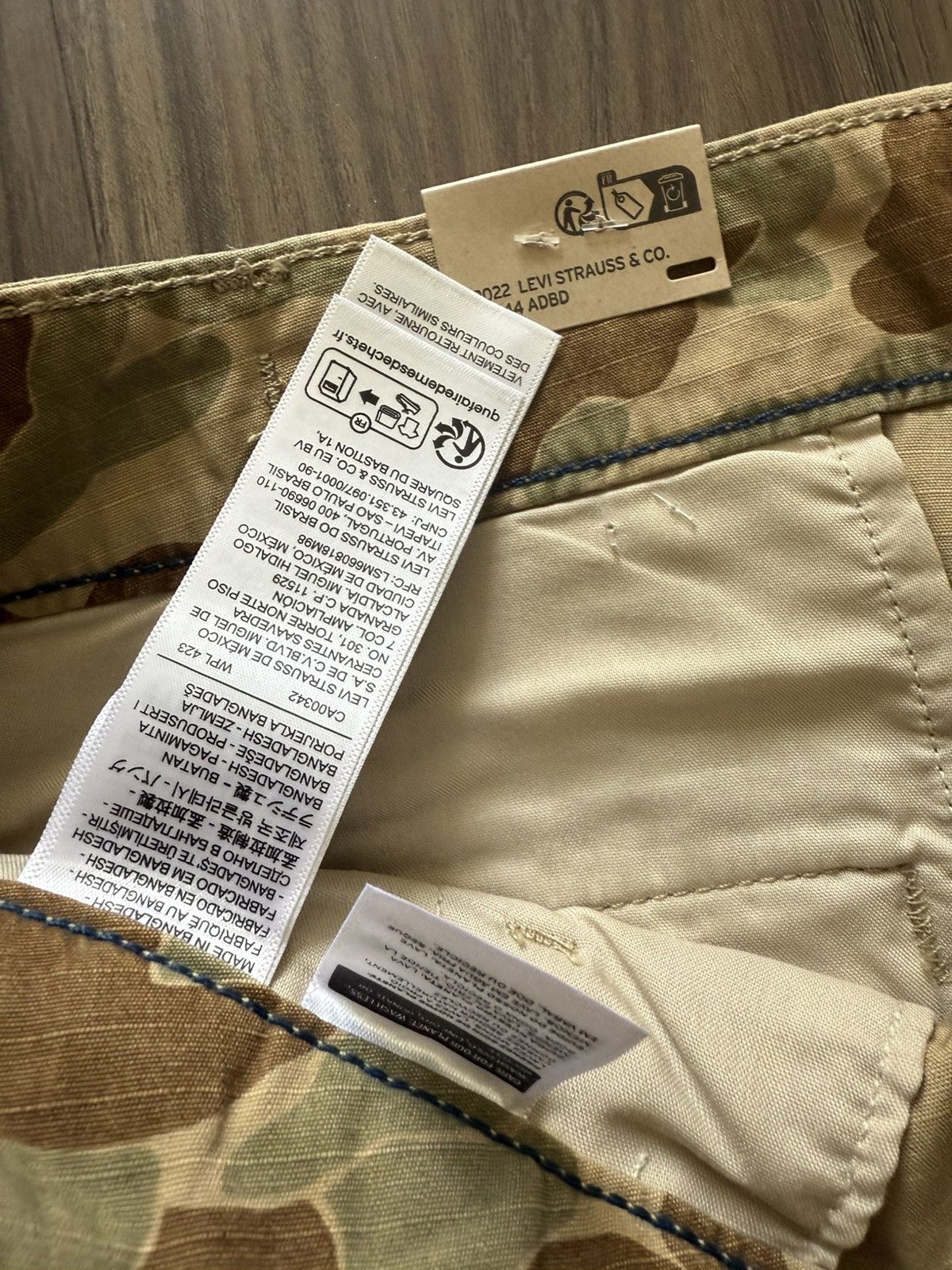 Levi's Levi’s XX Cargo Baggy Camo Pants Mens 33x30 Utility Cargo Size US 33 - 3 Thumbnail