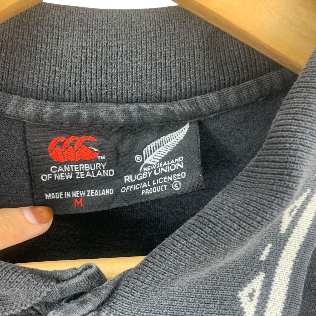 Canterbury of New Zealand Vintage CANTERBURY NEW ZEALAND All Blacks Rugby Tee Shirt Size US M / EU 48-50 / 2 - 9 Thumbnail