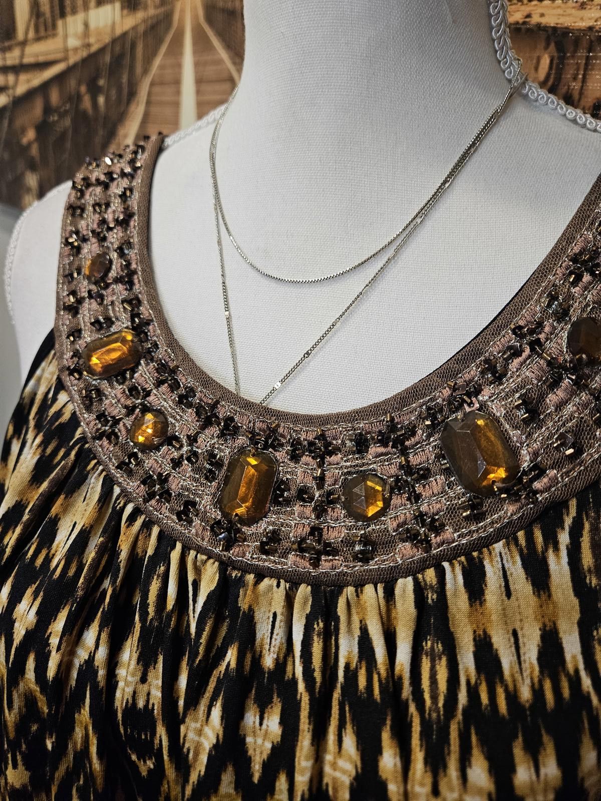 Designer Bohemian Patterned Dress with Beaded Neckline Size M / US 6-8 / IT 42-44 - 4 Thumbnail