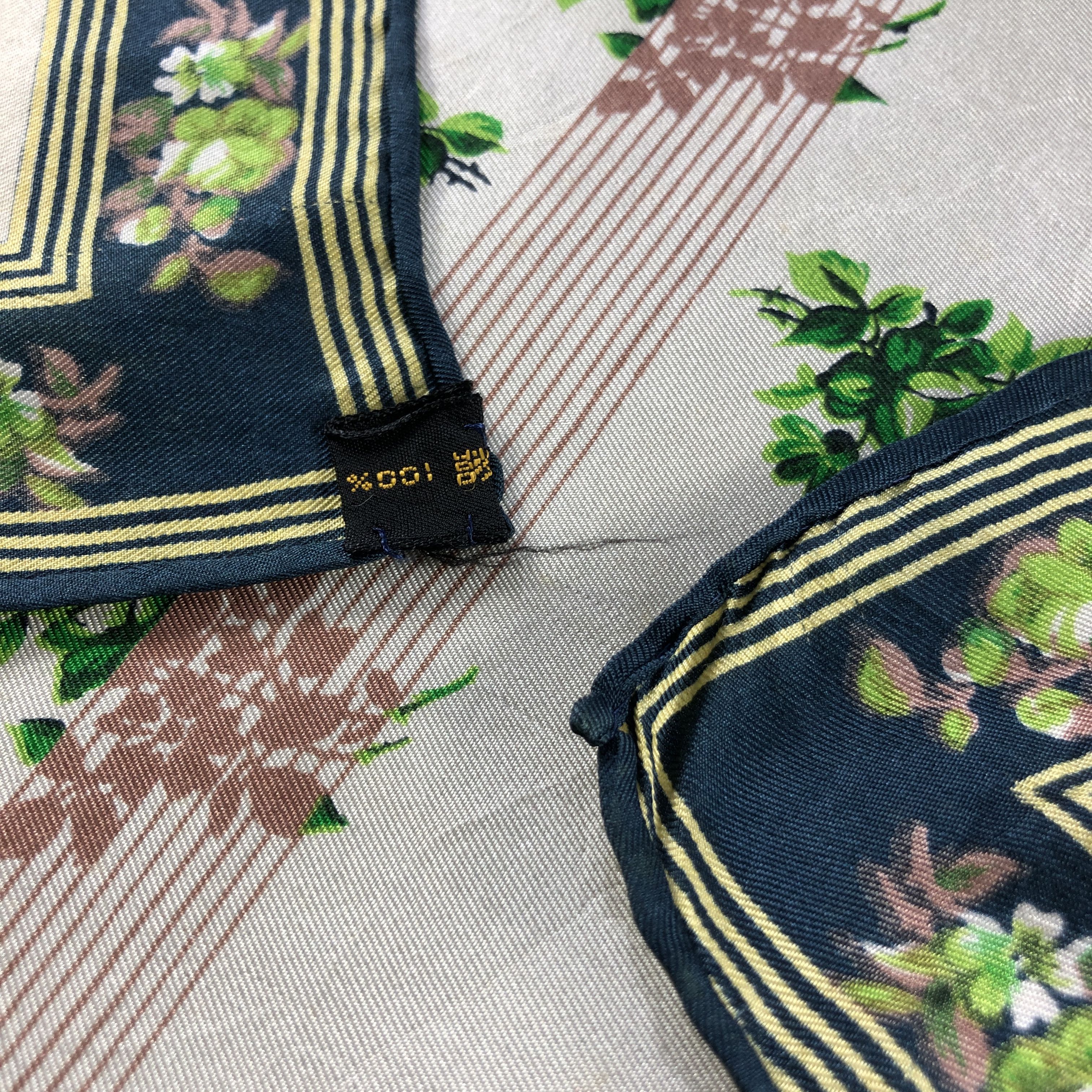 Japanese Brand Vintage Luxury Floral Hand Rolled Silk Scarf M1332 Size ONE SIZE - 4 Thumbnail
