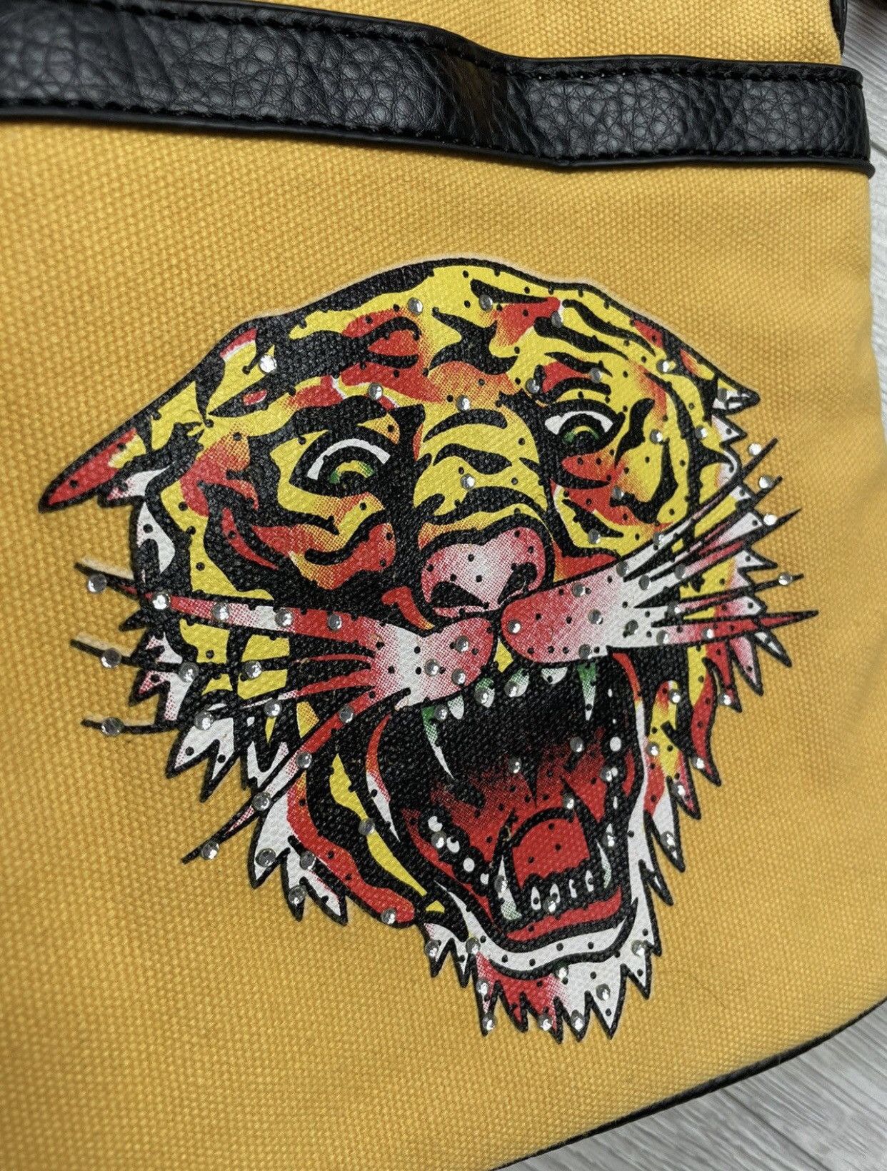 Christian Audigier × Ed Hardy × Vintage 🔥Rare vintage ED HARDY messenger /shoulder bag Size ONE SIZE - 3 Thumbnail