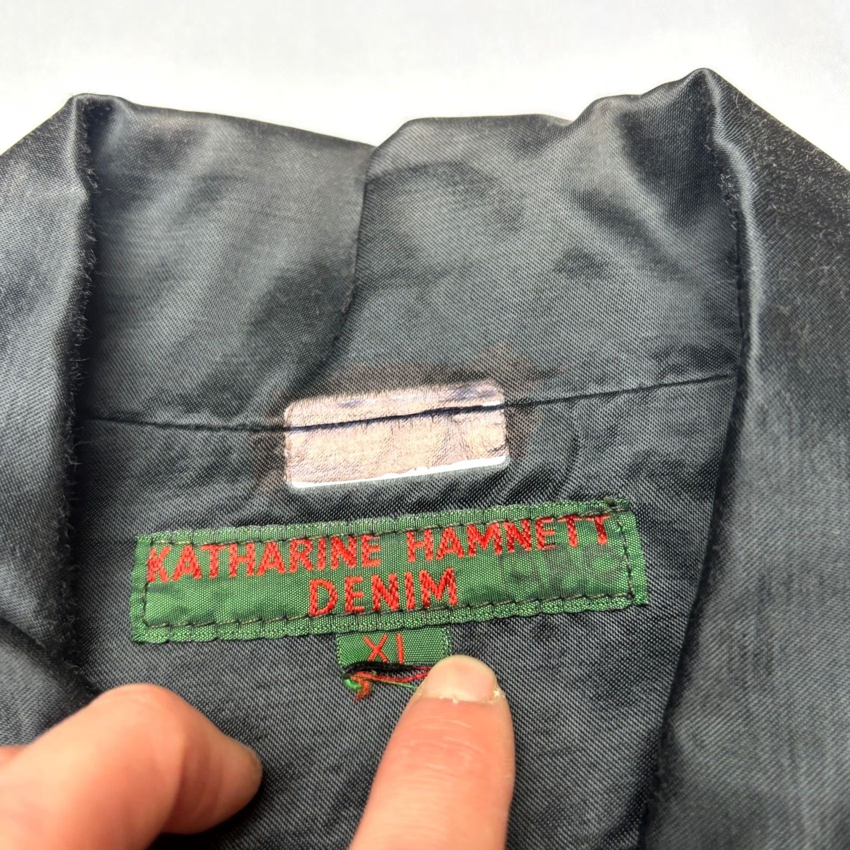Vintage VINTAGE Katharine Hamnett Denim Black Textured Trucker Jacket Men XL Regular Cotton Jacket Mens XL Black RARE Size US XL / EU 56 / 4 - 5 Thumbnail