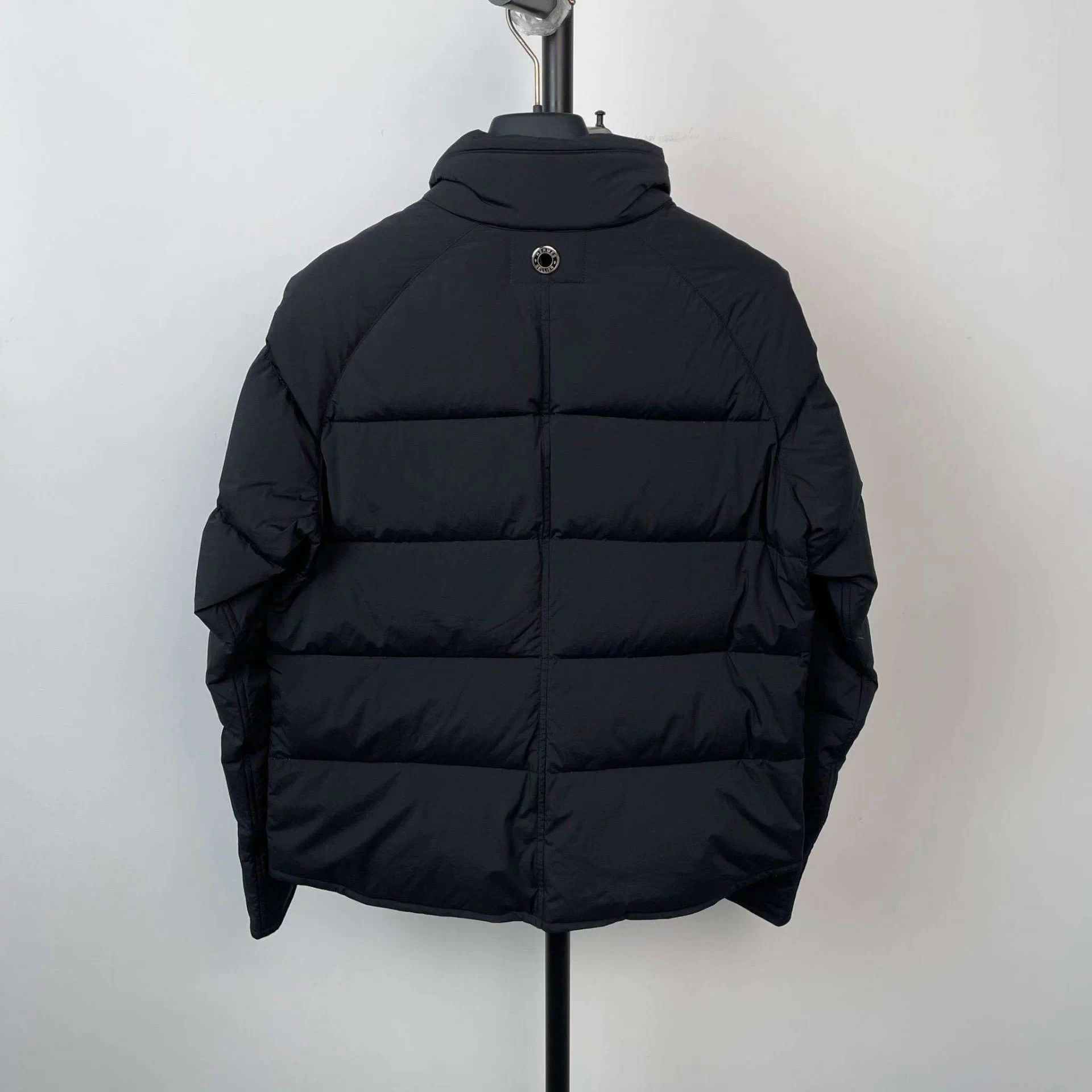 Hermes Hermes Black Stand Collar Short Down Jacket L Size L / US 10 / IT 46 - 2 Thumbnail