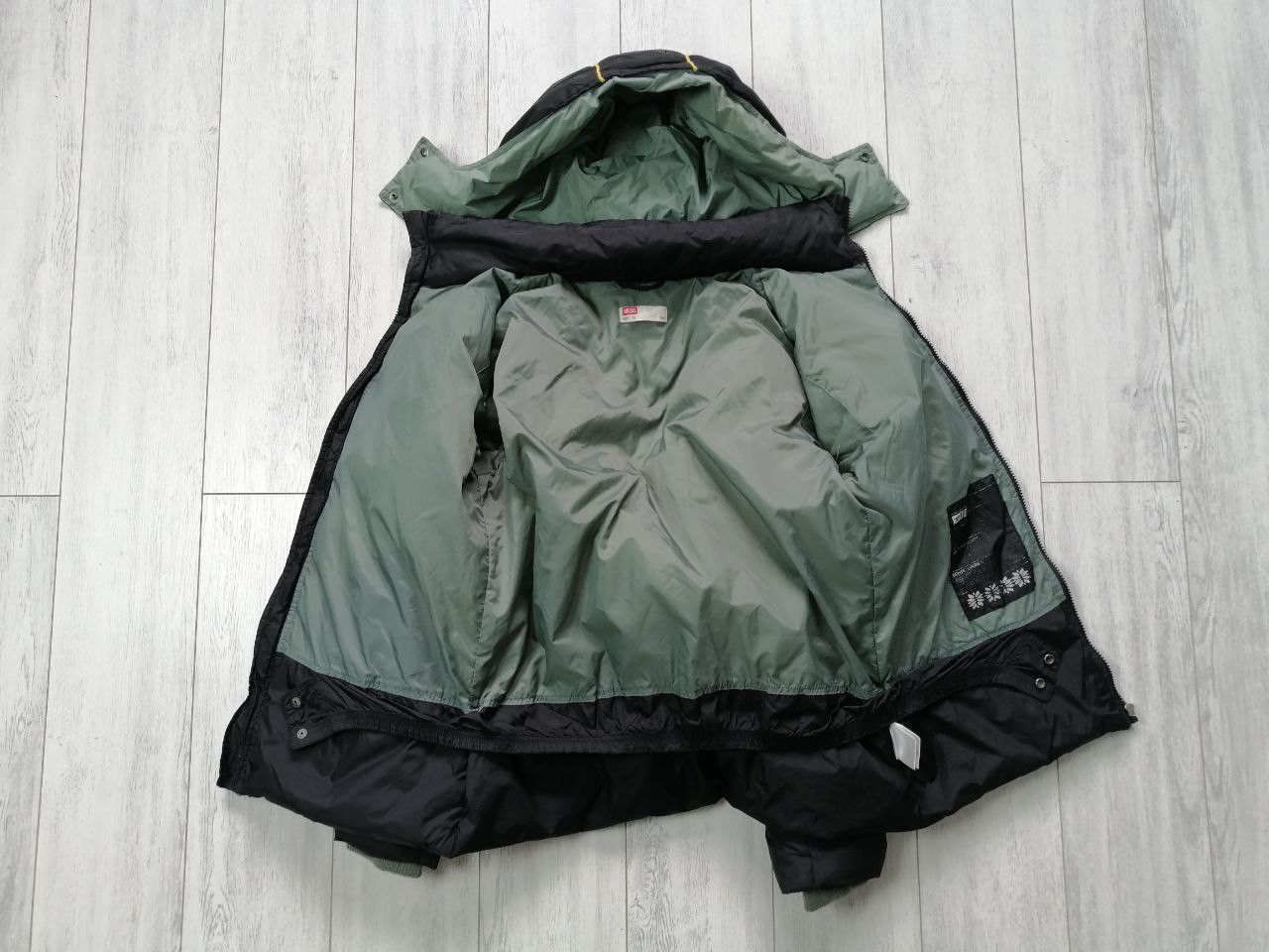 Diesel × Vintage Diesel vintage puffer jacket mens Size M Size US M / EU 48-50 / 2 - 3 Thumbnail
