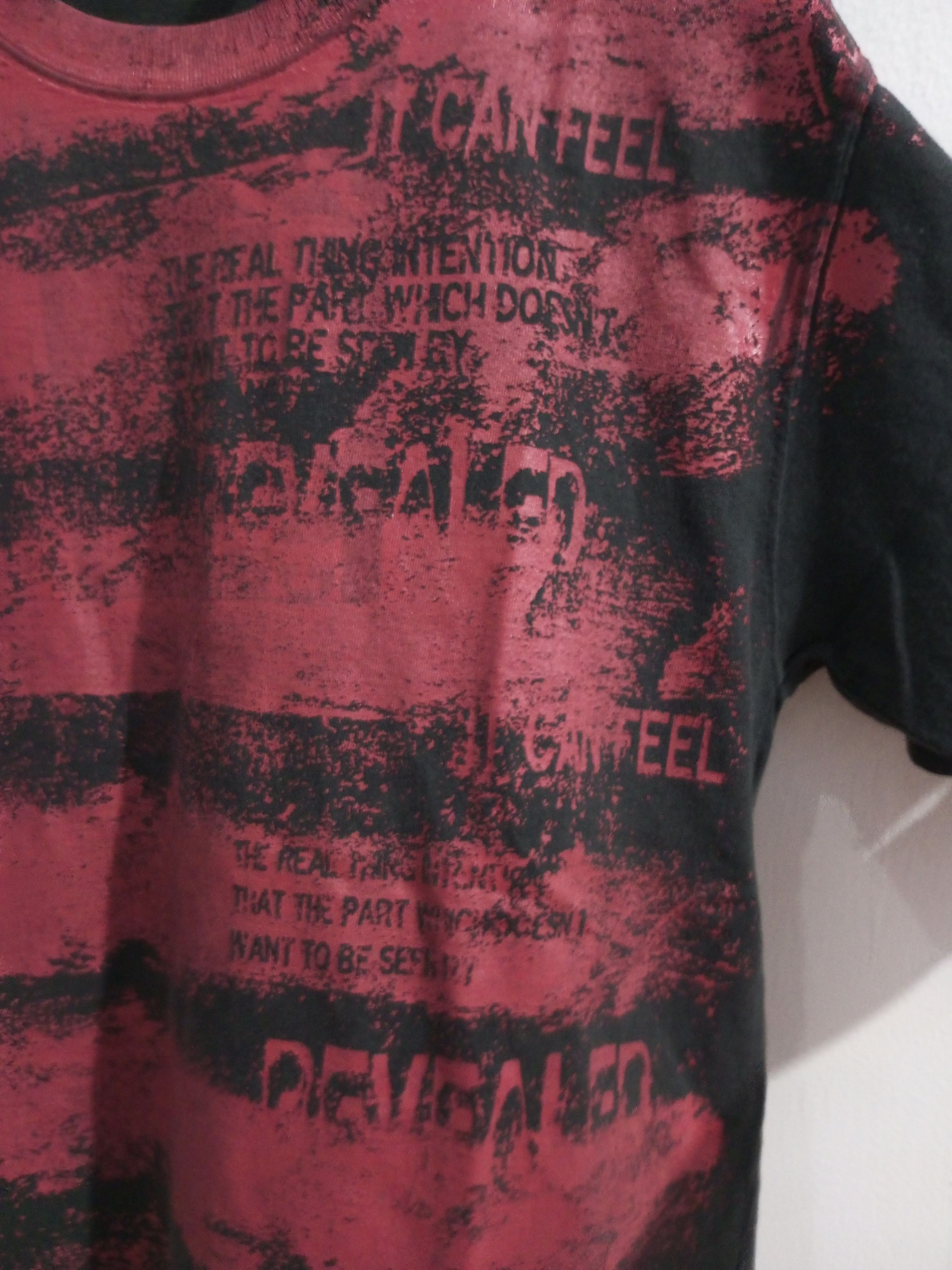 20471120 Vintage sold out poem over print sun fadded tee Size US M / EU 48-50 / 2 - 4 Thumbnail