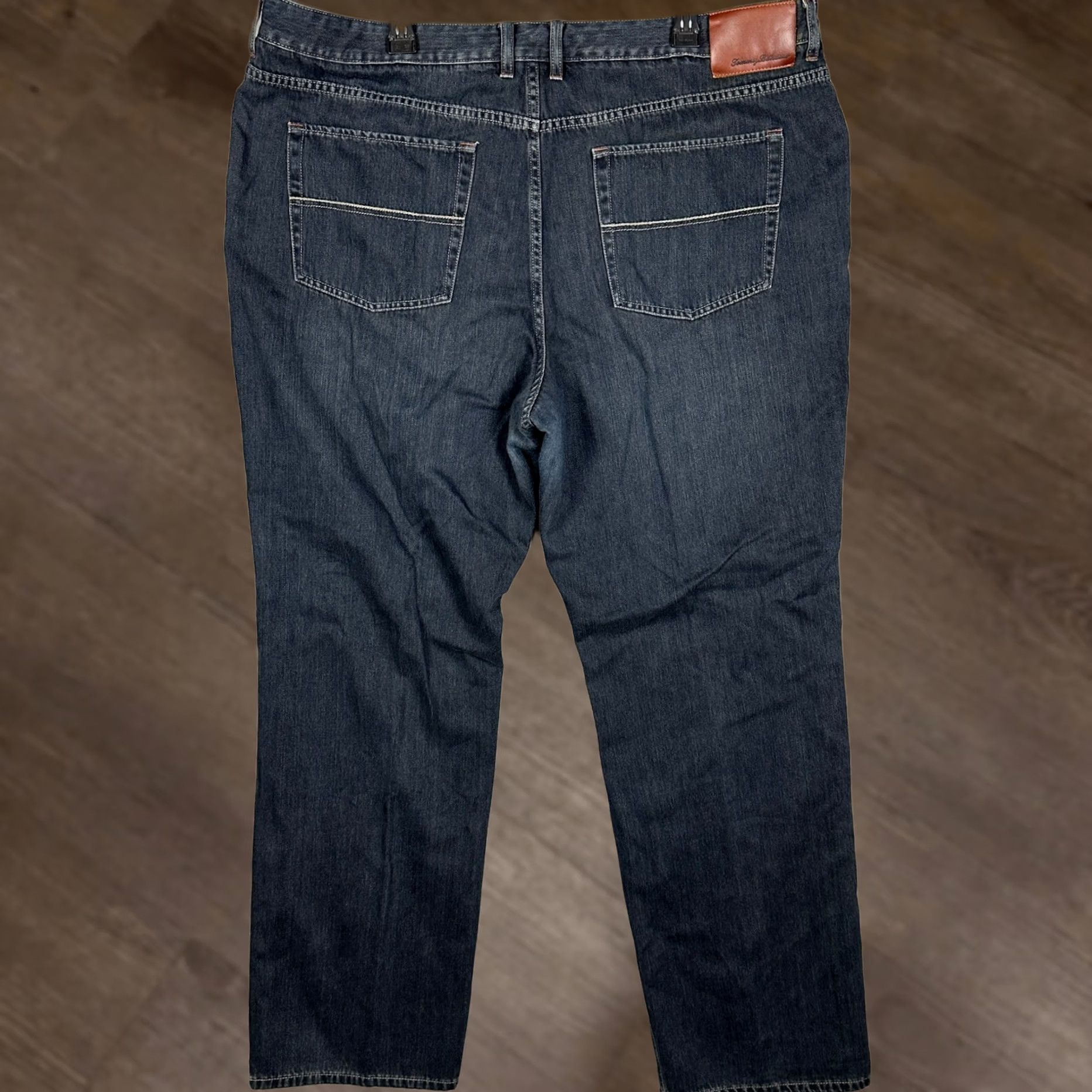 Tommy Bahama Tommy Bahama Jeans Mens 44X34 Blue Classic Fit Straight Dark Wash 5 Pocket EUC Size US 44 / EU 60 - 1 Thumbnail