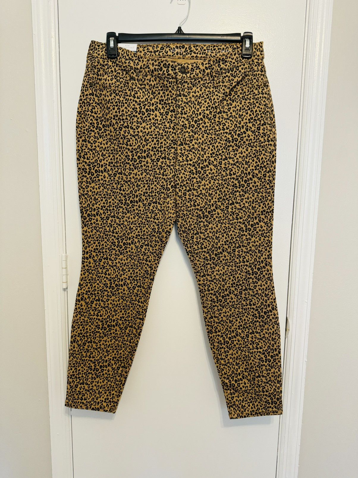 Other New Directions Cheetah Print Pants Size 12R Size 34" / US 12 / IT 48 - 1 Thumbnail