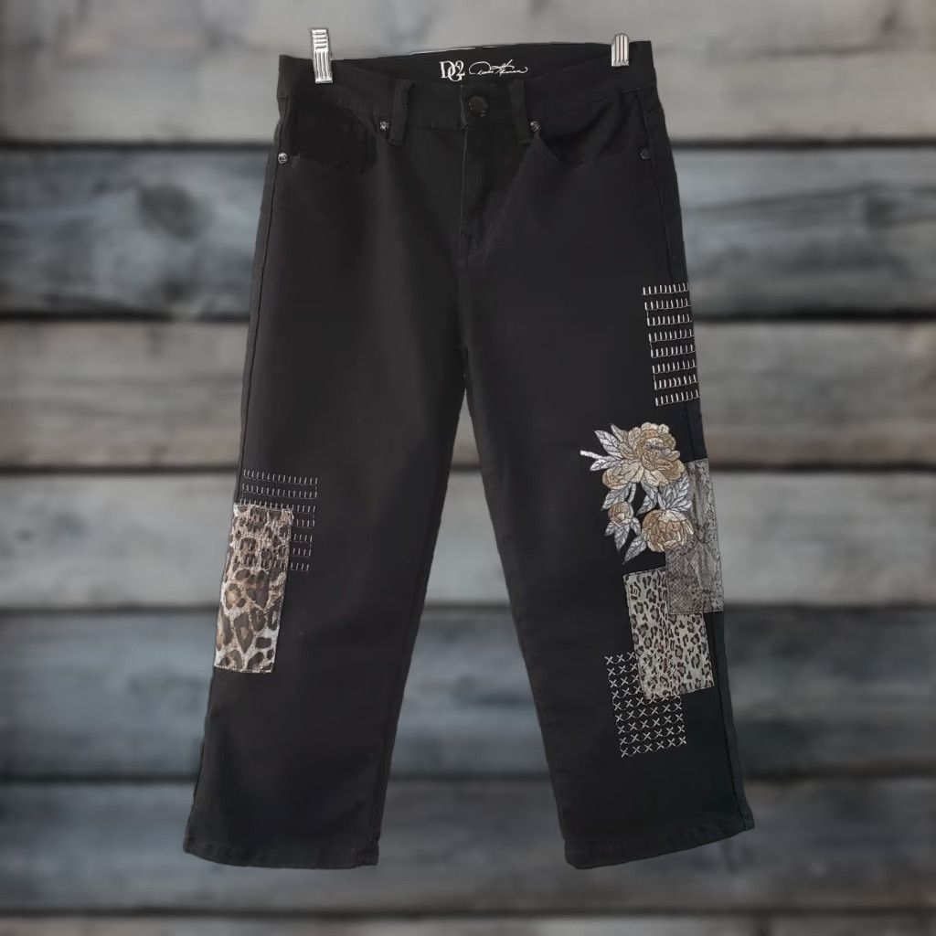 Vintage DG2 Diane Gilman Womens Cropped Jeans Sz 6P Black Embroidered Patches 20" Inseam Petite Rise 9.5" Cotton Blend Denim Shirt? Size 28" / US 6 / IT 42 - 1 Thumbnail