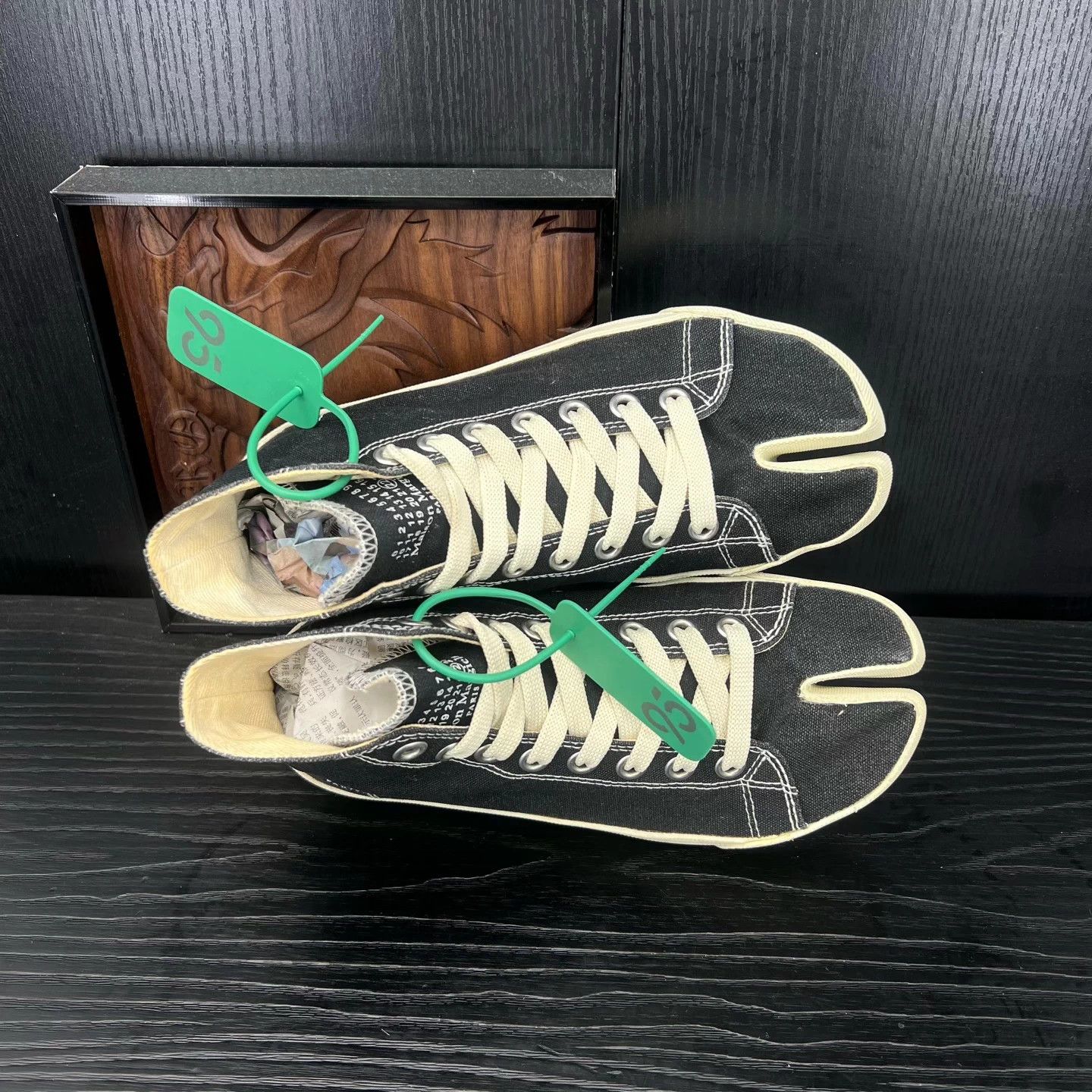 Other Maison Margiela Tabi Black & White 37 Near New Box Size US 6 / IT 36 - 8 Thumbnail