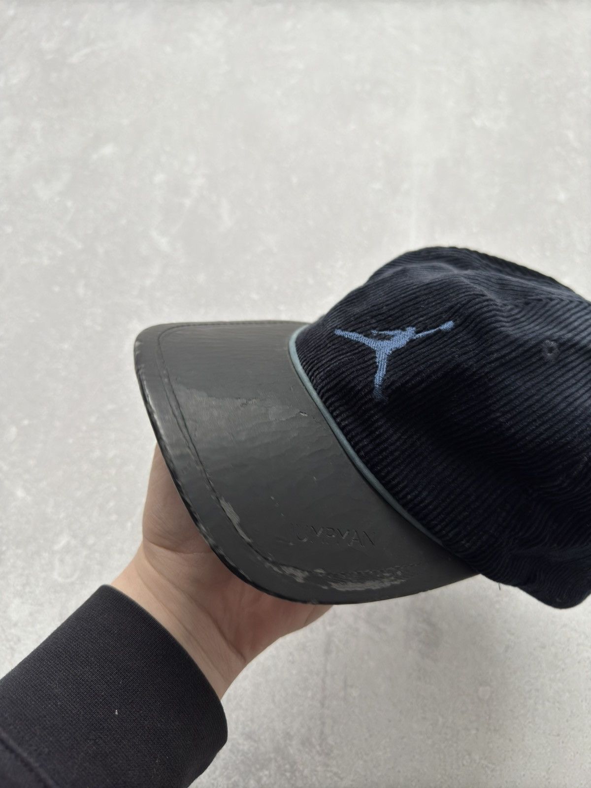 Jordan Brand × Vintage Vintage Jordan Jumpman Velvet Leather Cap Logo Hats USA Size ONE SIZE - 10 Thumbnail