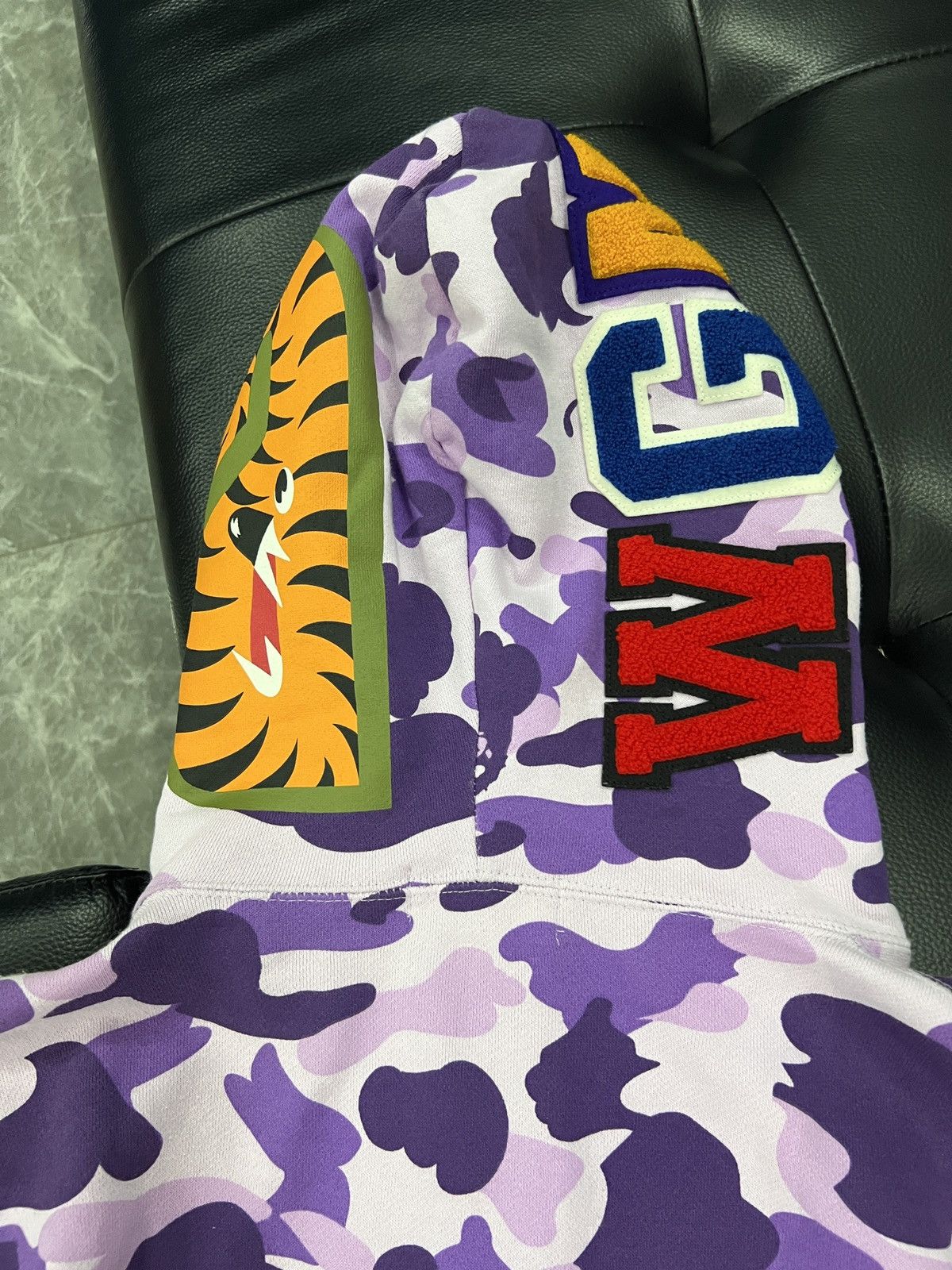 Bape A Bathing Ape Taipei Exclusive Purple Camo Shark Zip Hoodie Size US XL / EU 56 / 4 - 11 Thumbnail