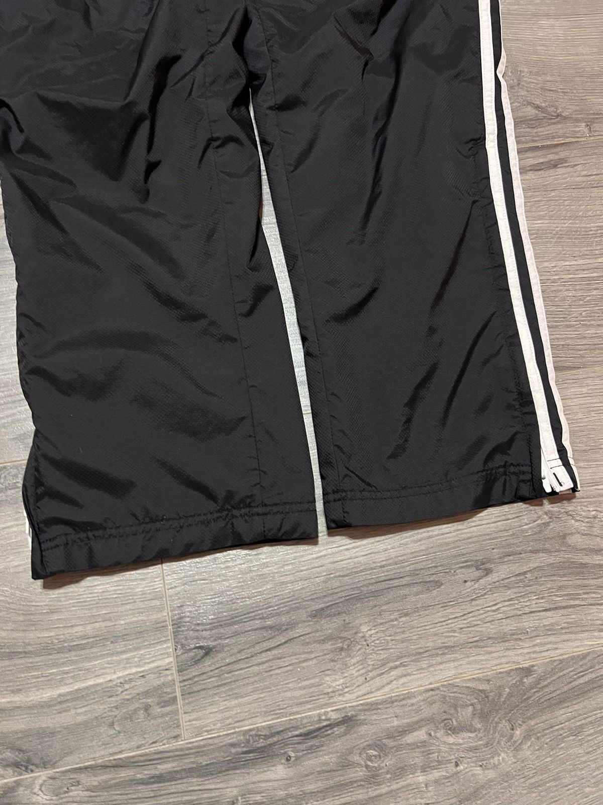 Adidas × Vintage Y2K Adidas track pants baggy Size US 30 / EU 46 - 2 Thumbnail