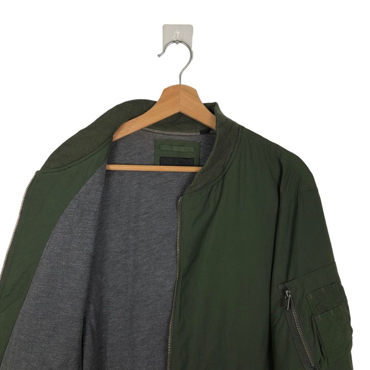 Japanese Brand 🔥RIOT RIOT VINTAGE BOMBER JACKET MILITARY UNIQLO JAPAN Size US M / EU 48-50 / 2 - 9 Thumbnail