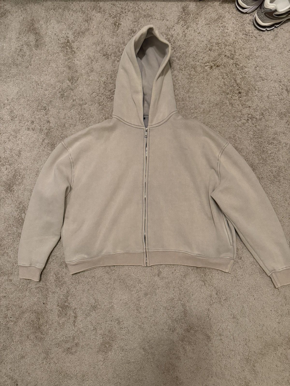 The GV Gallery GV Gallery - Ivory Tooth Zip Up Size US S / EU 44-46 / 1 - 2 Thumbnail
