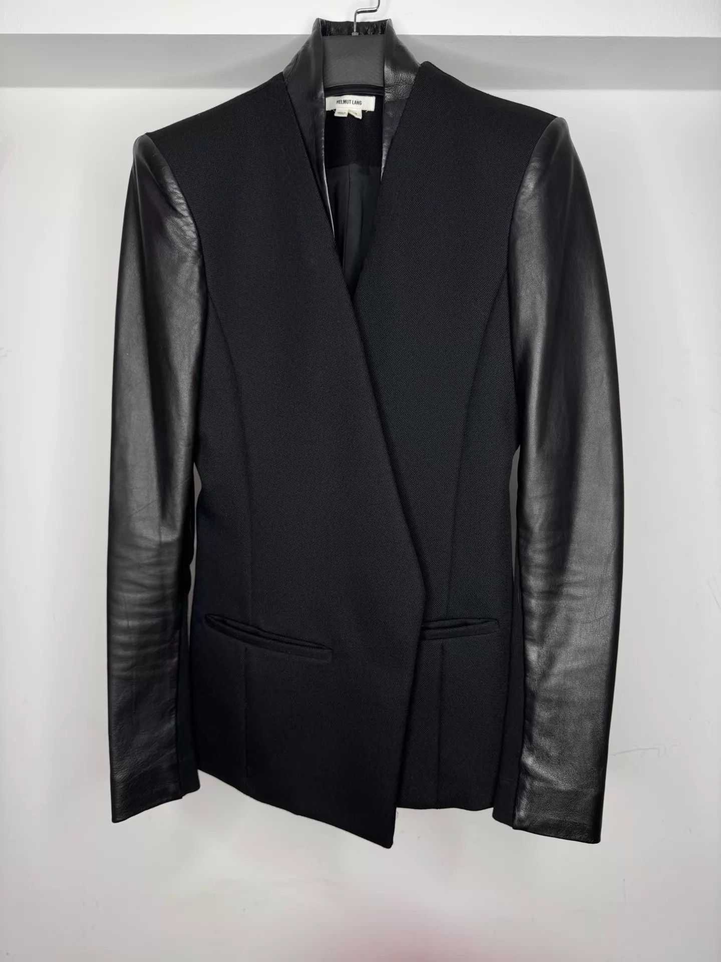 Helmut Lang Helmut Lang sheepskin wool paneled 99new blazer Size XS / US 0-2 / IT 36-38 - 1 Thumbnail