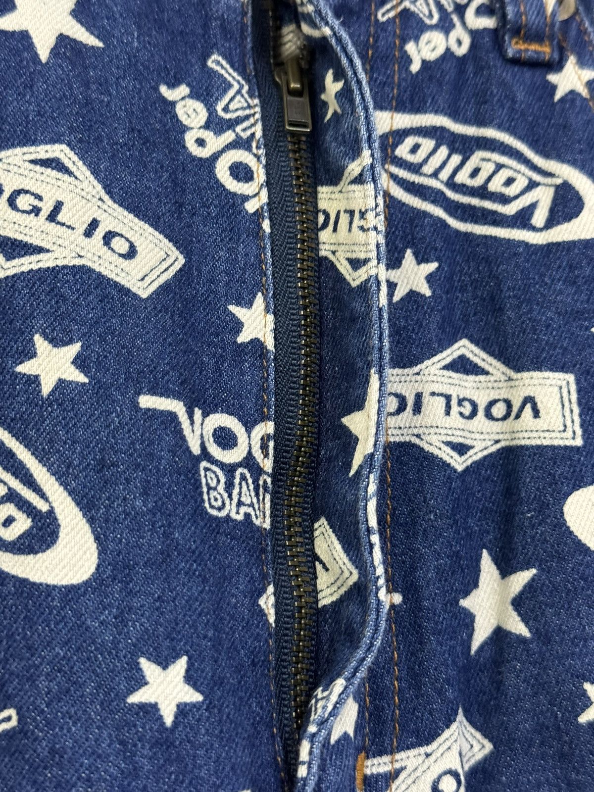 Hysteric Glamour VINTAGE FULL PRINTED FLARE DENIM VOGLIA JEANS Size US 29 - 4 Thumbnail