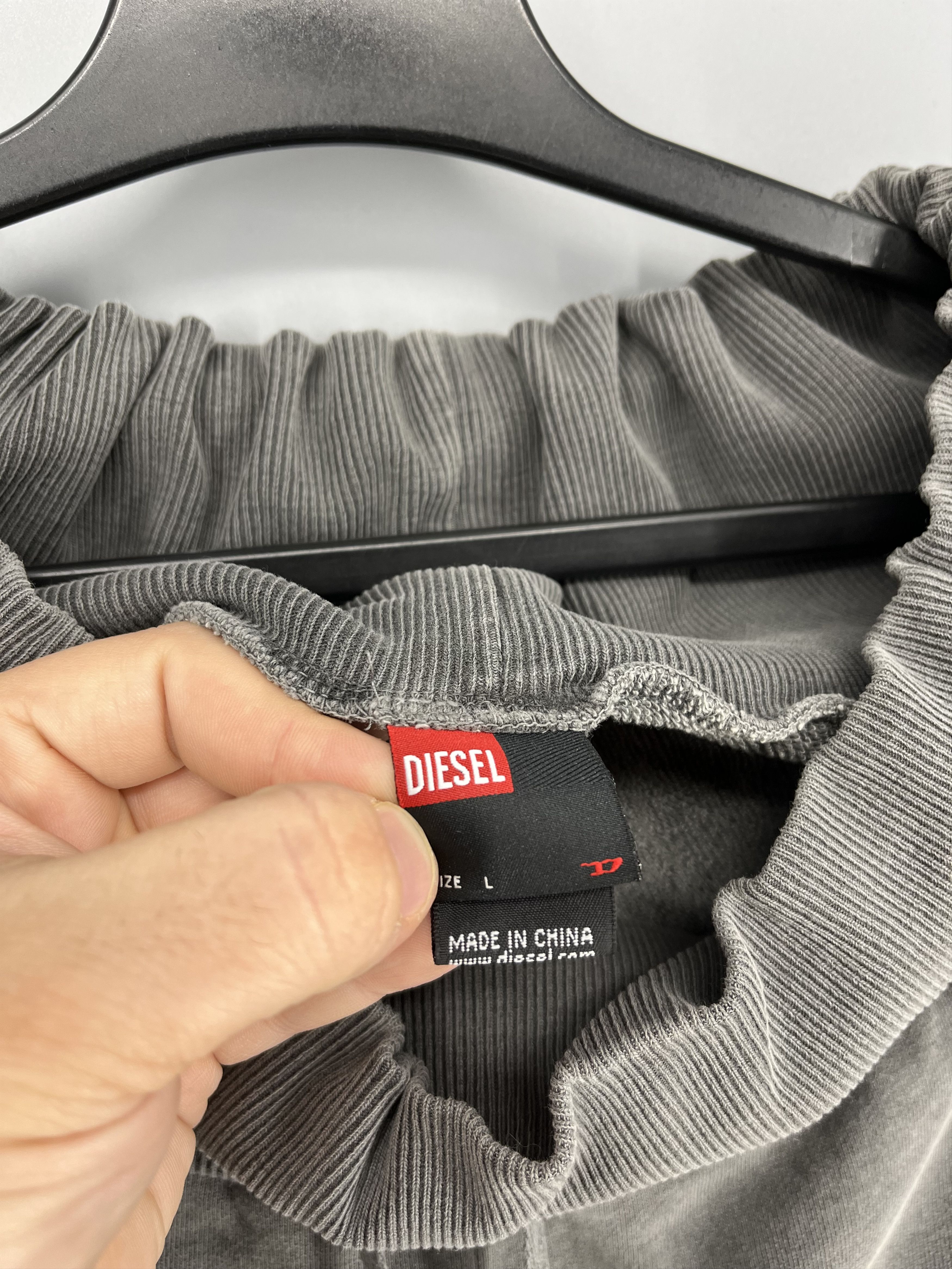 Diesel Diesel Womens Avant-Garde Cropped Cowl Neck Sweatshirt Size L / US 10 / IT 46 - 10 Thumbnail