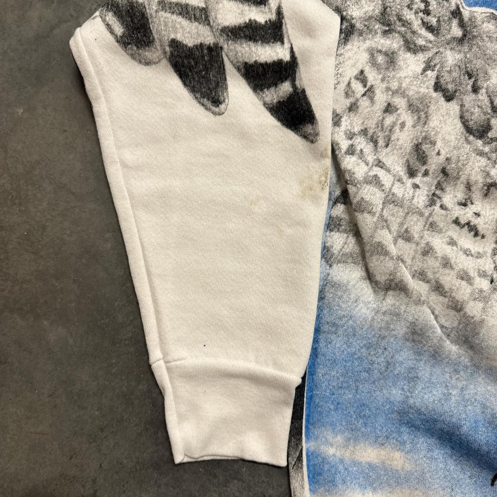 Vintage Vintage 90s AOP Native American Navajo Hawk Crewneck Size US L / EU 52-54 / 3 - 6 Thumbnail