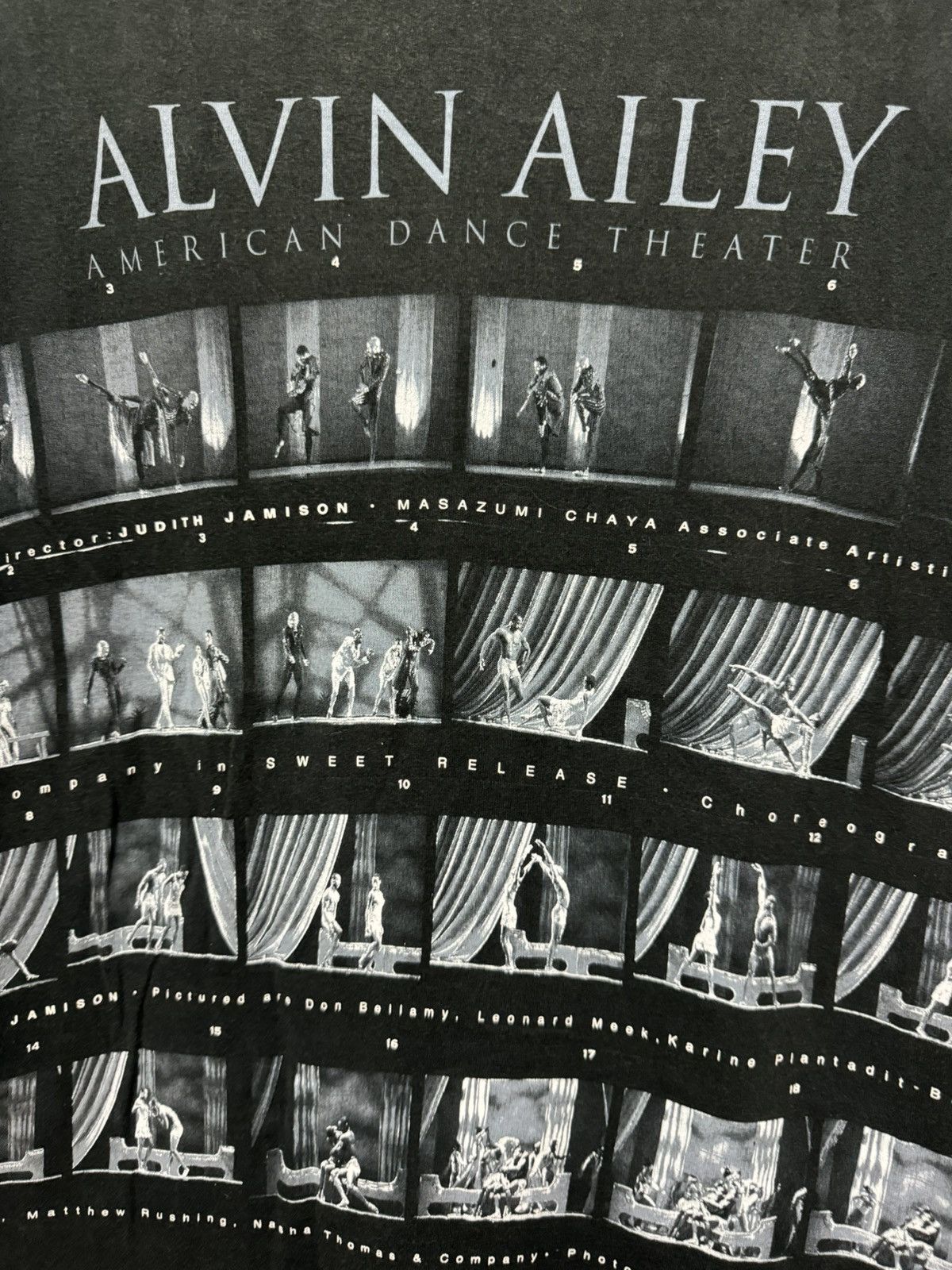 Fruit Of The Loom Vintage 90’s Alvin Ailey American Dance Theatre shirt Size US L / EU 52-54 / 3 - 2 Thumbnail