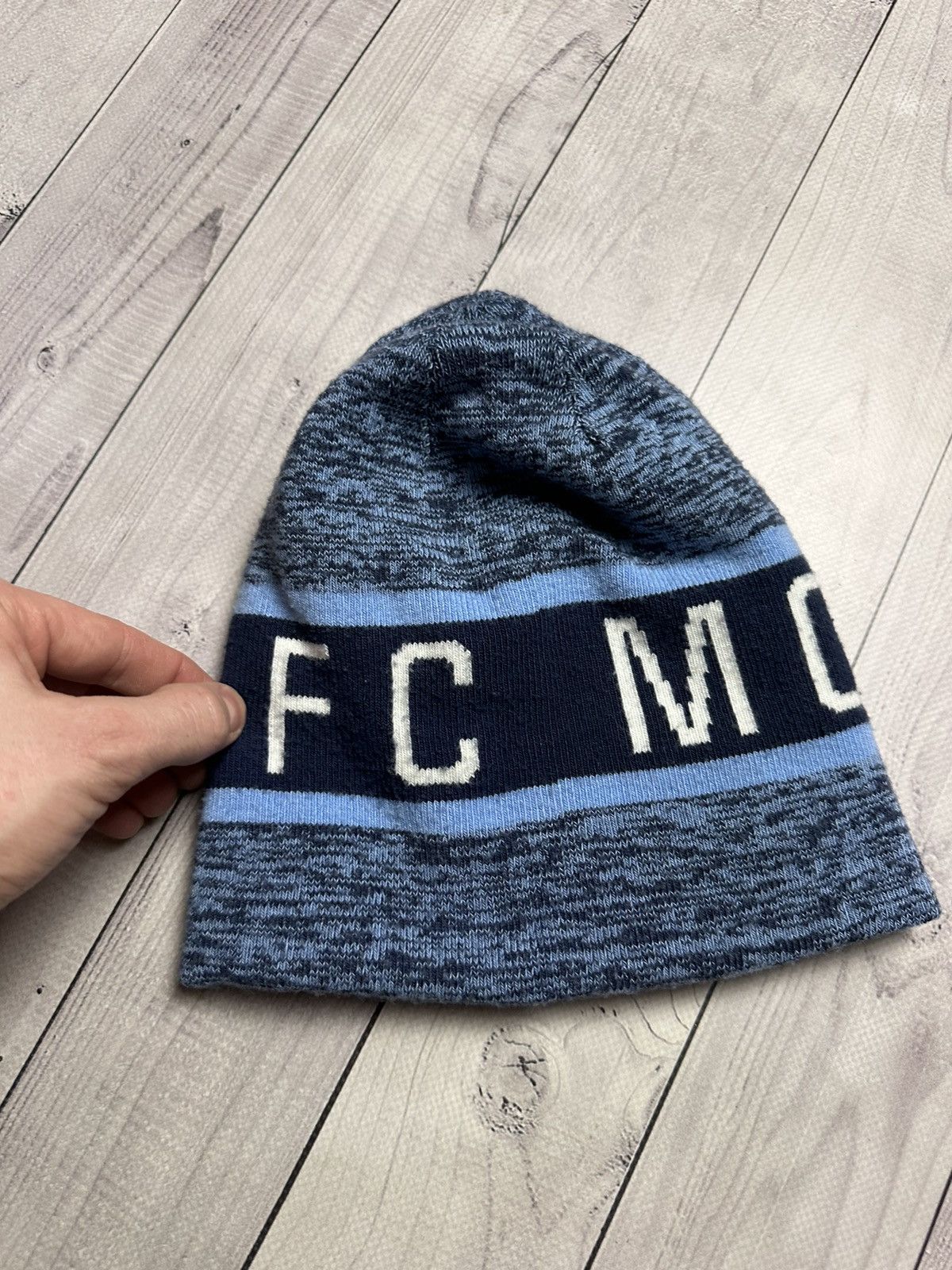 Vintage Vintage Nike Manchester City soccer Hat rare reversible Size ONE SIZE - 5 Thumbnail