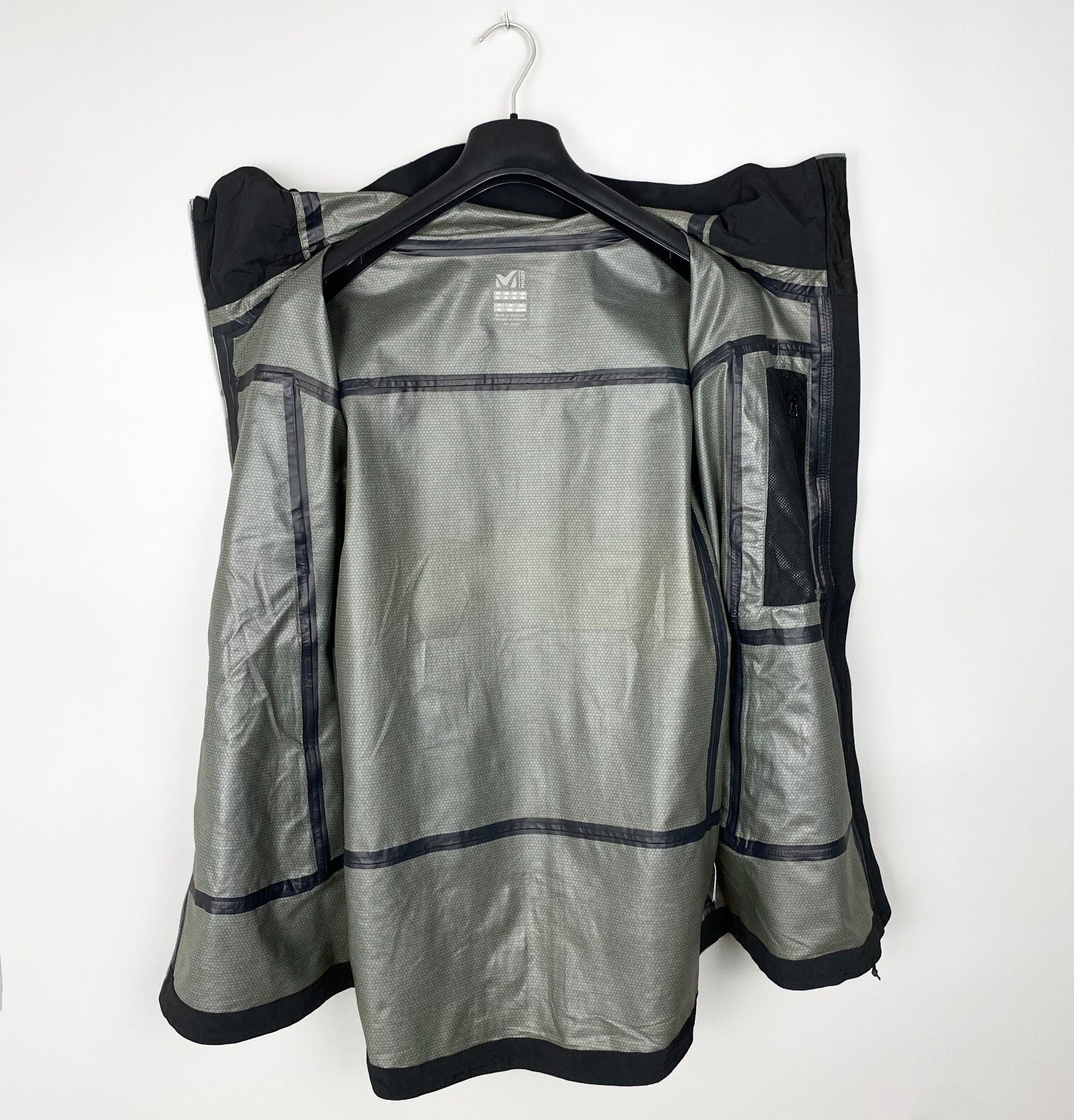 Other Millet Dry Edge Outdoor Membrane Light Jacket Size XL Size US XL / EU 56 / 4 - 6 Thumbnail