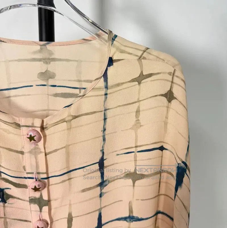 Chanel Chanel Multicolor Silk Women's Shirt . Size S / US 4 / IT 40 - 4 Thumbnail