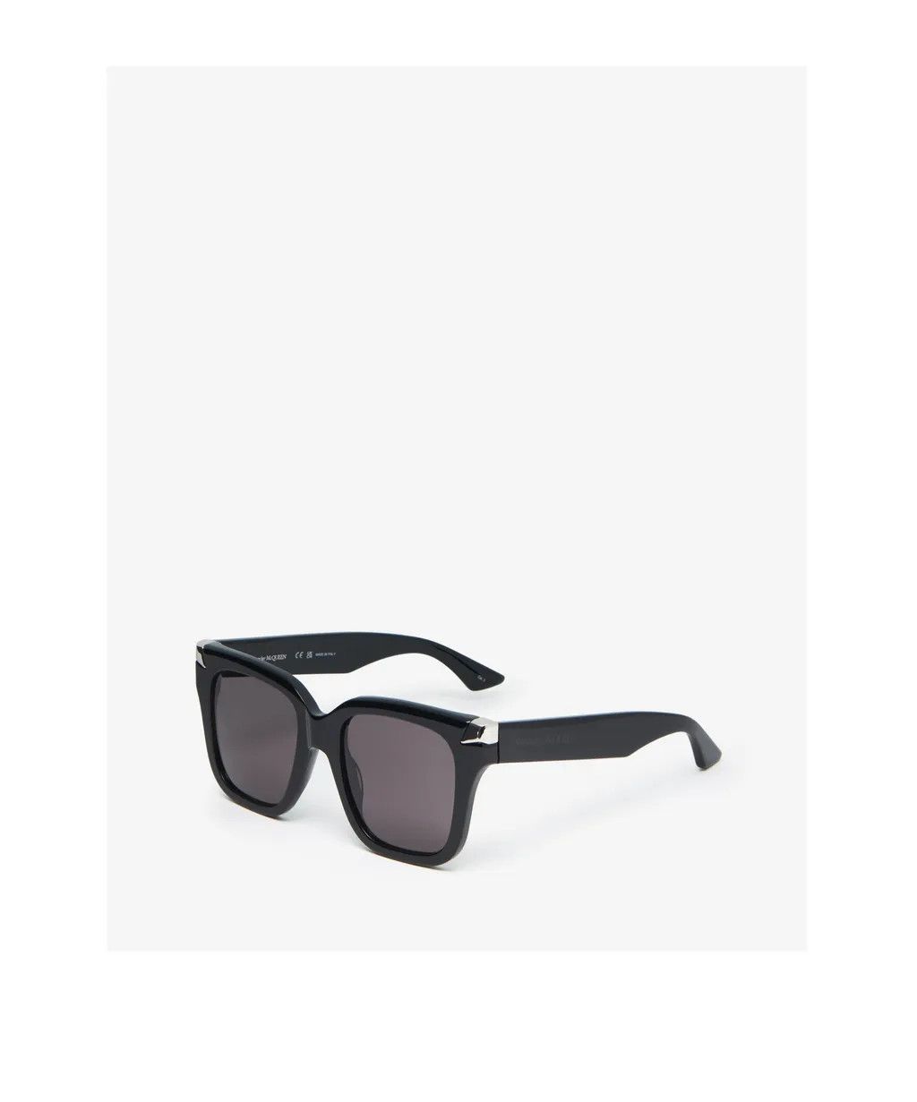 Alexander McQueen o1w1db10126 Size:OS/Punk Rivet Oversize Sunglasses in Black Size ONE SIZE - 2 Thumbnail