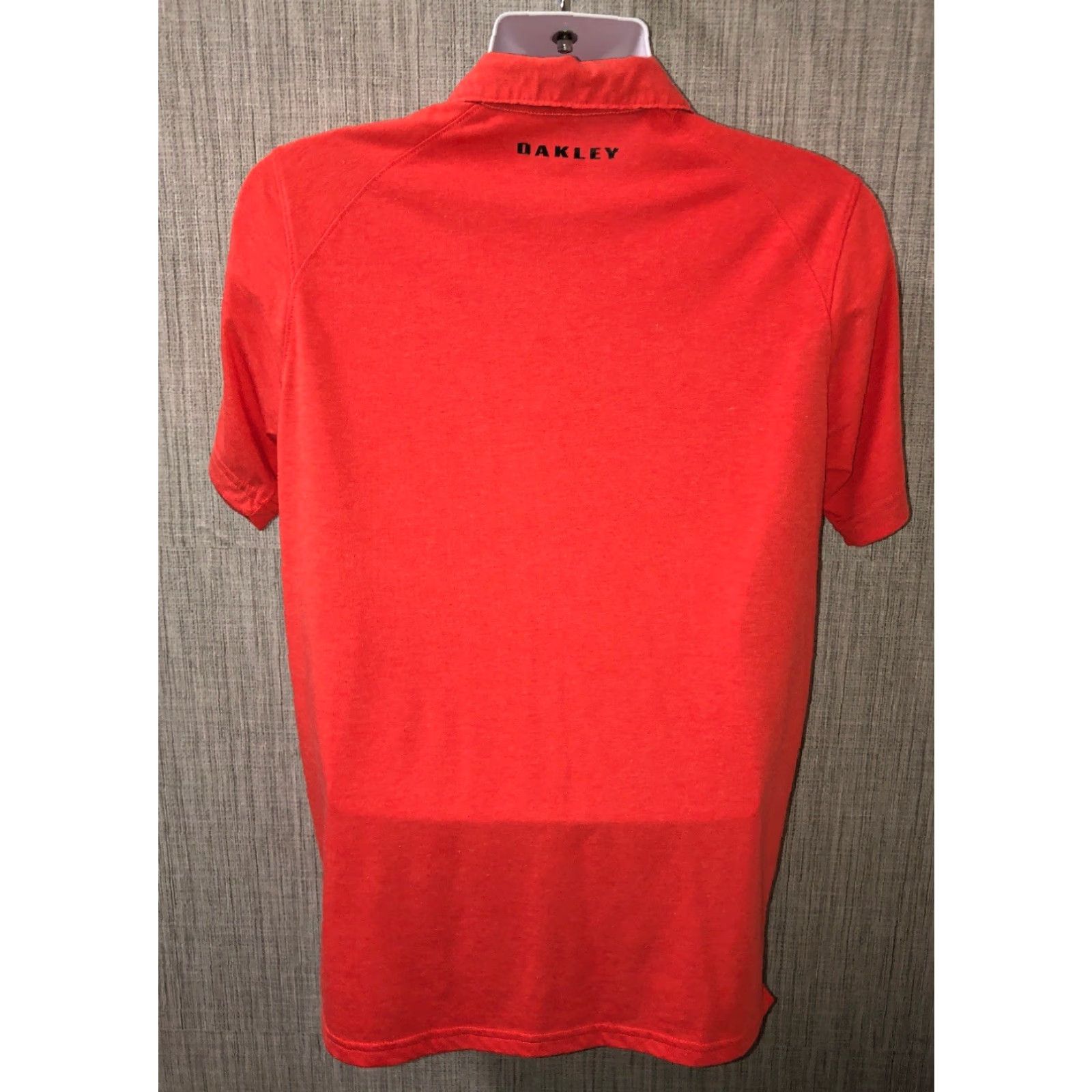 Oakley Oakley Mens Orange Tailored Fit Golf Polo Shirt L Shirt Rugby Polo Buckle Button-Up Size L Size US L / EU 52-54 / 3 - 4 Thumbnail