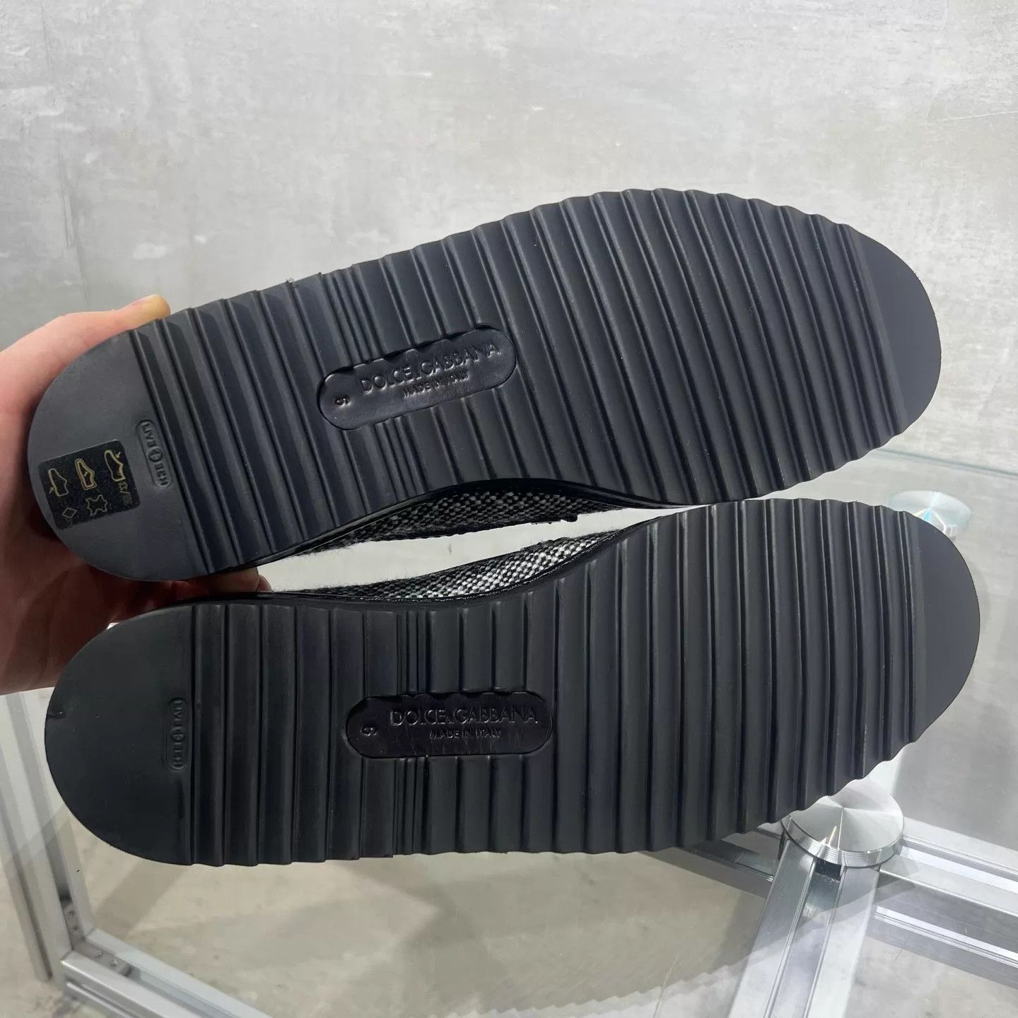 Dolce & Gabbana Dolce & Gabbana Cartoon Casual Shoes Black 40 Size US 7 / EU 40 - 7 Thumbnail